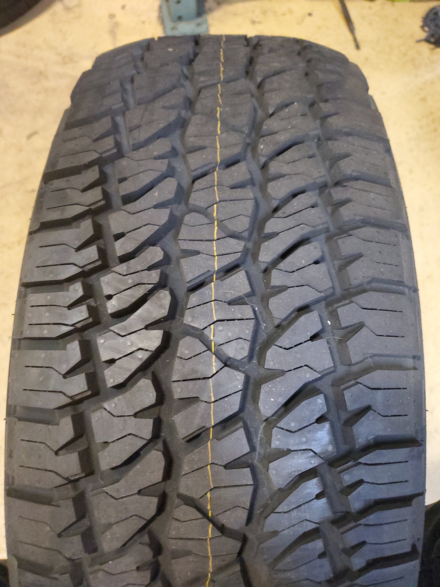 NEXEN ROADIAN ATX BSW P 265 65 17 116T XL ALL TERRAIN TIRE 18765NXK