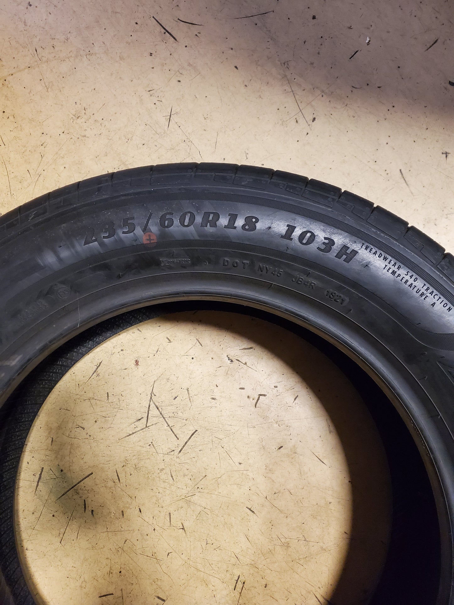 2 GOODYEAR ASSURANCE FINESSE BSW P 235 60 18 103H ALL SEASON TIRE 681072566