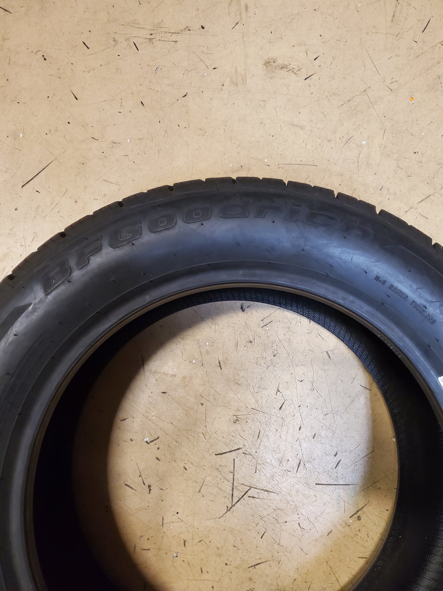 BFGOODRICH ADVANTAGE CONTROL BSW P 215 60 17 96H ALL SEASON TIRE 35649