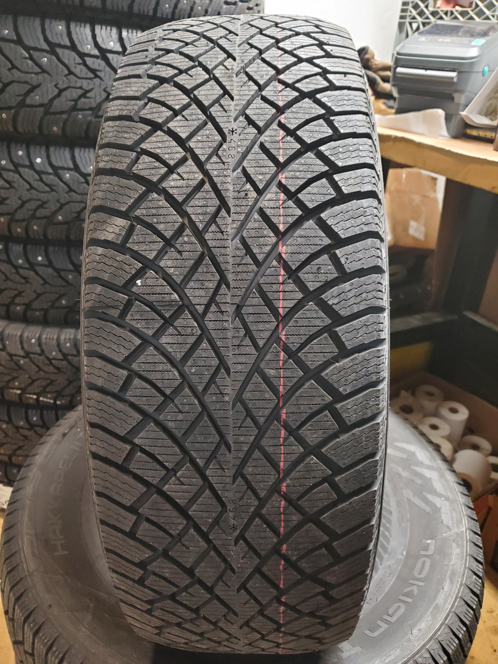 NOKIAN HAKKAPELIITTA R5 SUV BSW P 265 70 17 115R  WINTER TIRE T432208
