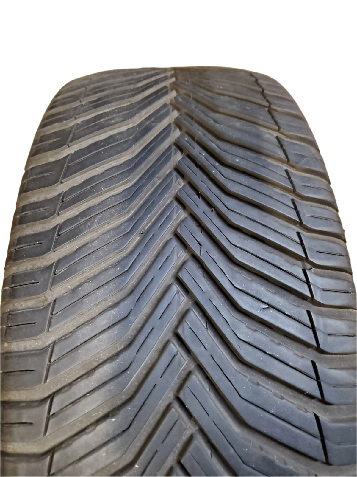 2 USED MICHELIN CROSSCLIMATE 2 BSW P 235 50 17 96H ALL WEATHER TIRE 81448