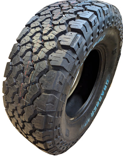 NOS GENERAL GRABBER A/T X  RWL P 315 70 17 121/118S 10PLY ALL TERRAIN TIRE 4508340000