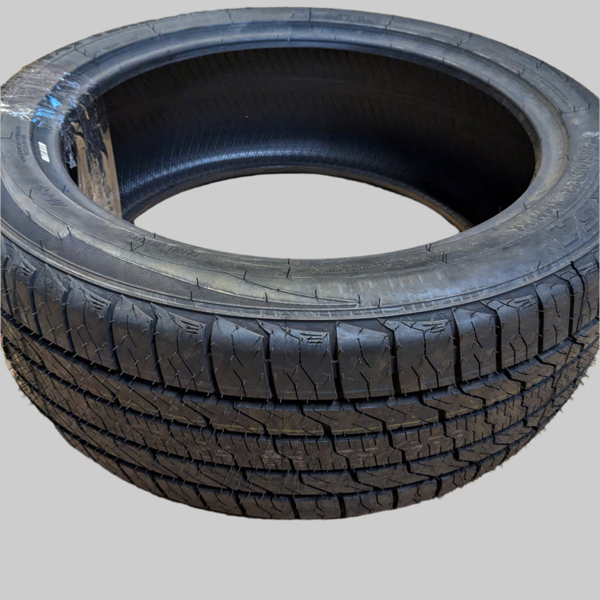 CORSA HIGHWAY TERRAIN PLUS P 285 45 22 114H XL ALL SEASON TIRE COMSID0023