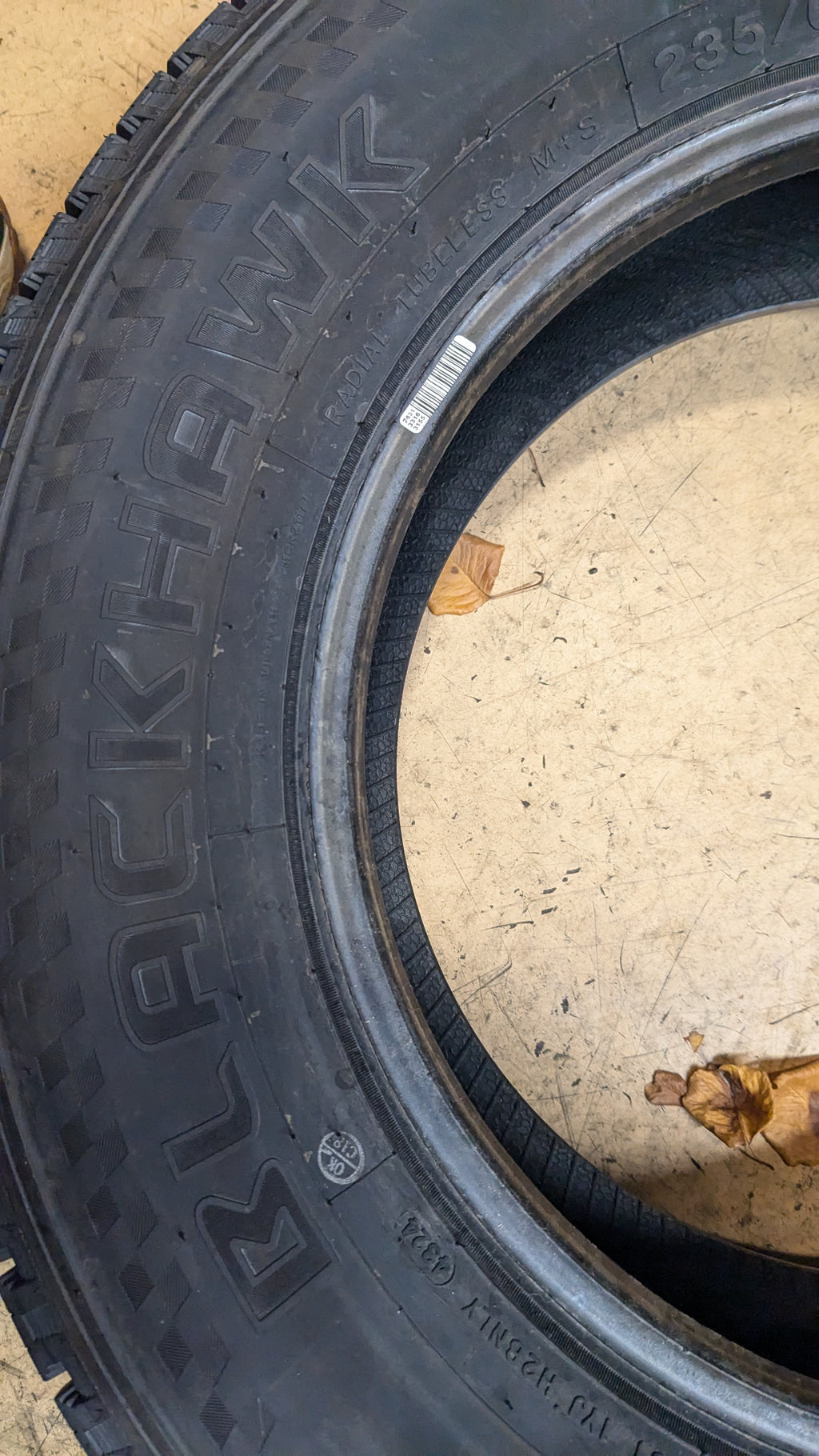 BLACKHAWK HISCEND H HT01 BSW LT 235 65 16 121/119R 10PLY TIRE 9630781V