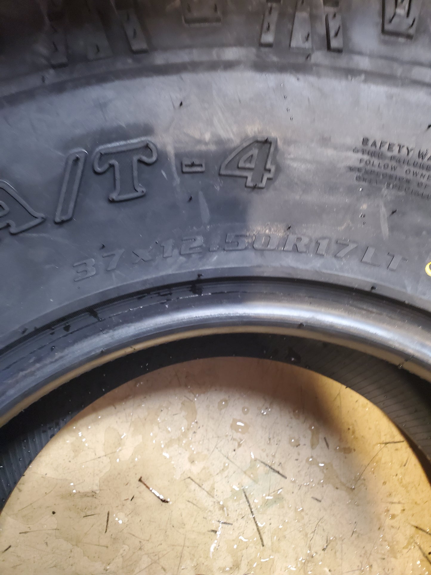 KANATI TRAIL HOG A/T-4 LT 37 12.50 17 124Q 10PLY ALL TERRAIN TIRE LTG1737125E