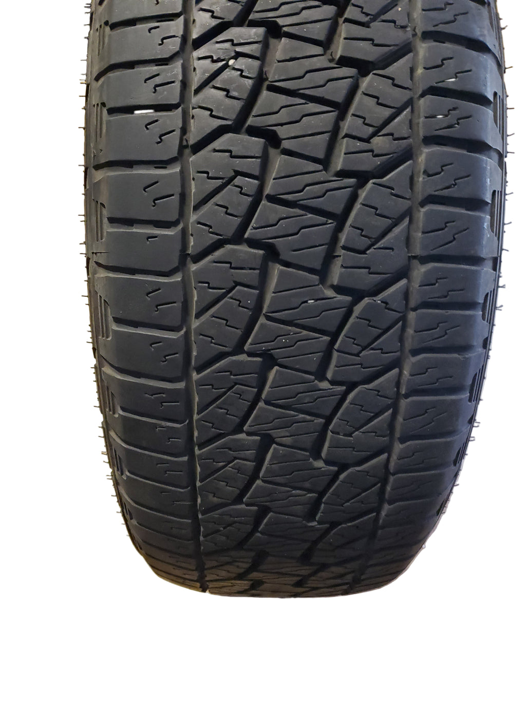 2 USED 10/32" HANKOOK DYNAPRO ATM OWL P 265 60 18 110T  ALL TERRAIN TIRE 1021751