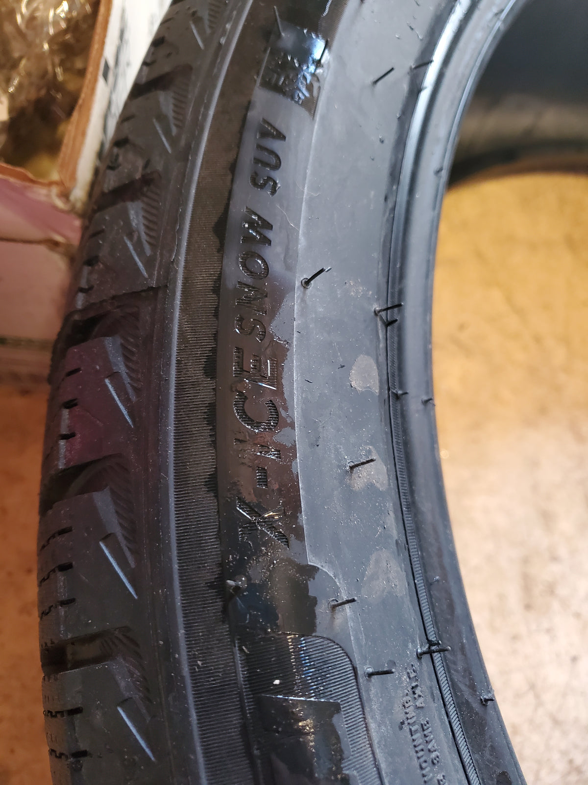 MICHELIN X ICE SNOW SUV BSW P 275 40 22 108H XL WINTER TIRE 05906