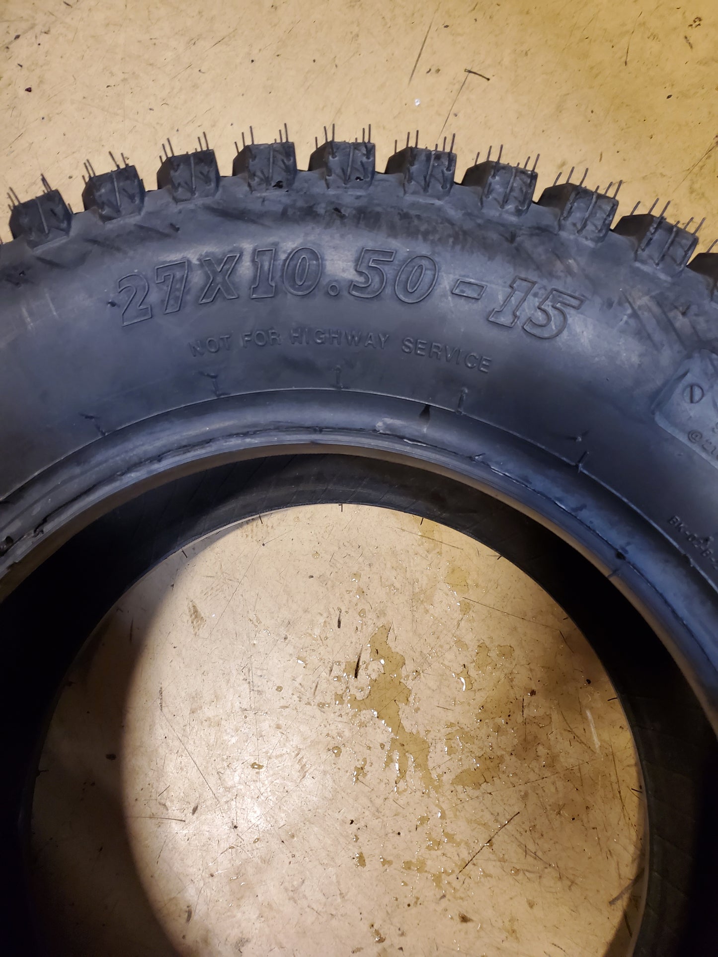BKT LG-306 BSW 27 10.5 15 90B 4PLY LAWN TIRE 94029822