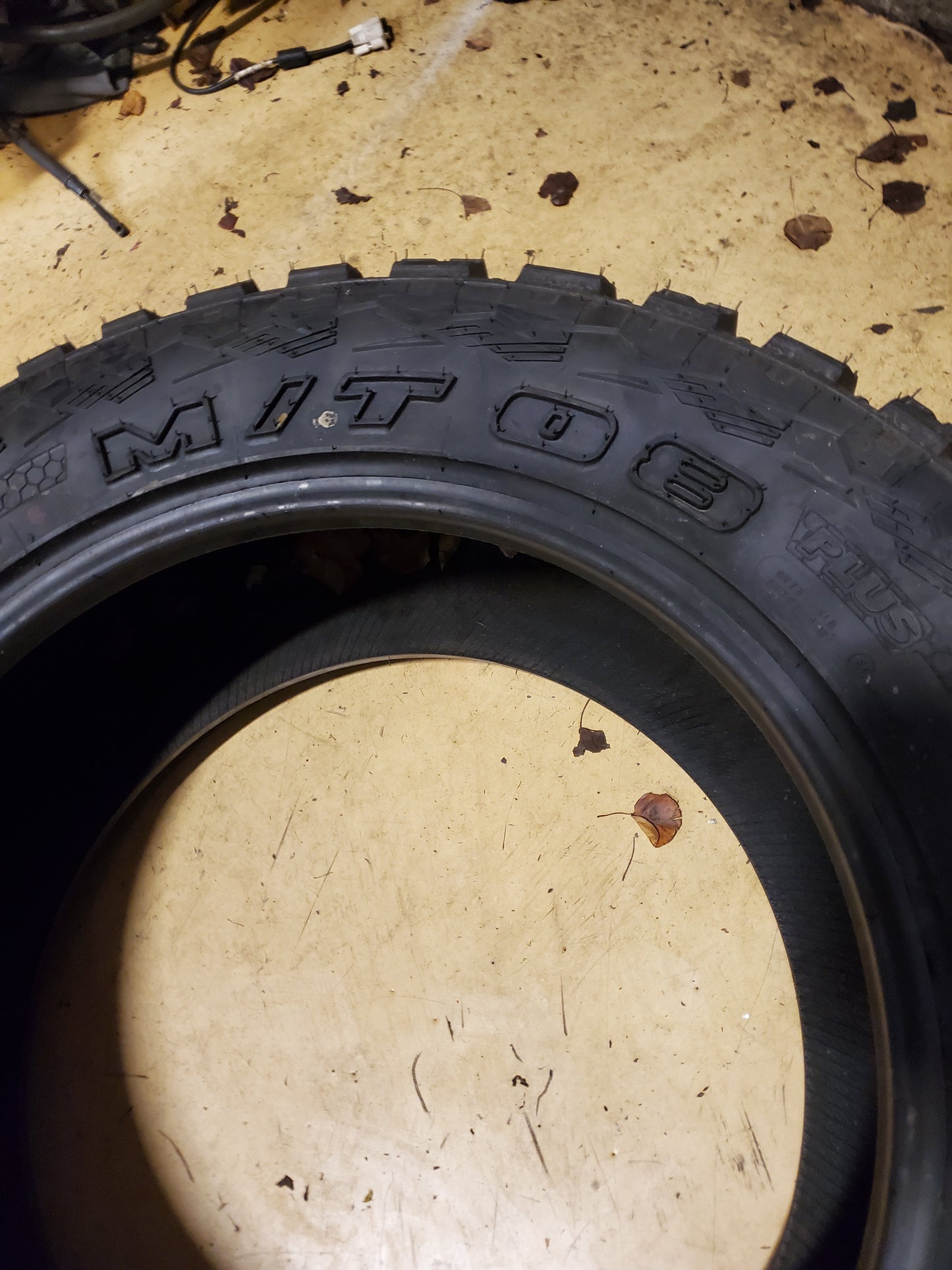 2 FORCEUM M/T 08 PLUS BSW LT 35 12.5 20 121Q 10PLY MUD TIRE 1200045287
