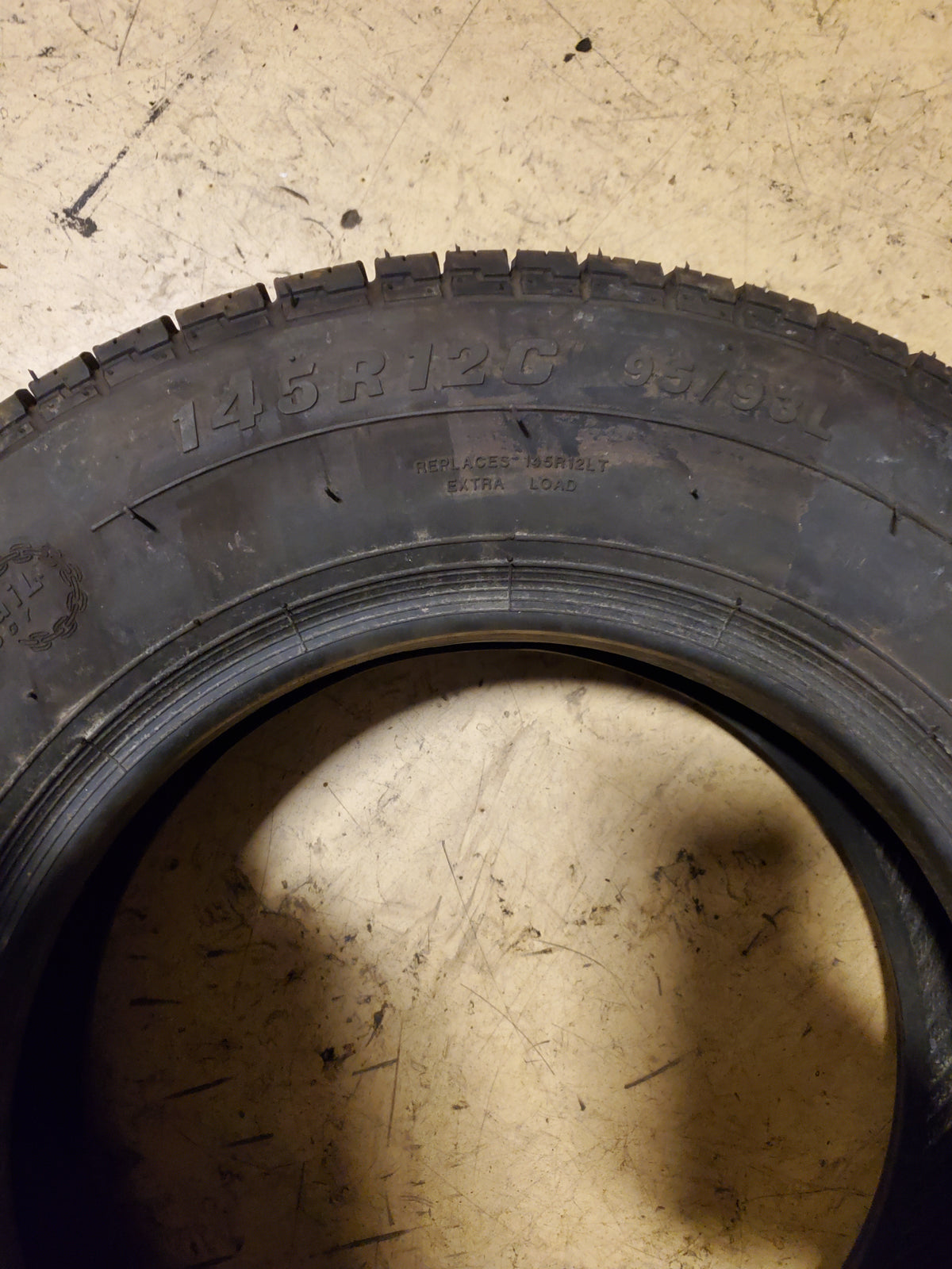CARLSTAR RADIAL TRAIL RH BSW 145 12C 95/93L 10PLY TRAILER TIRE 5151321