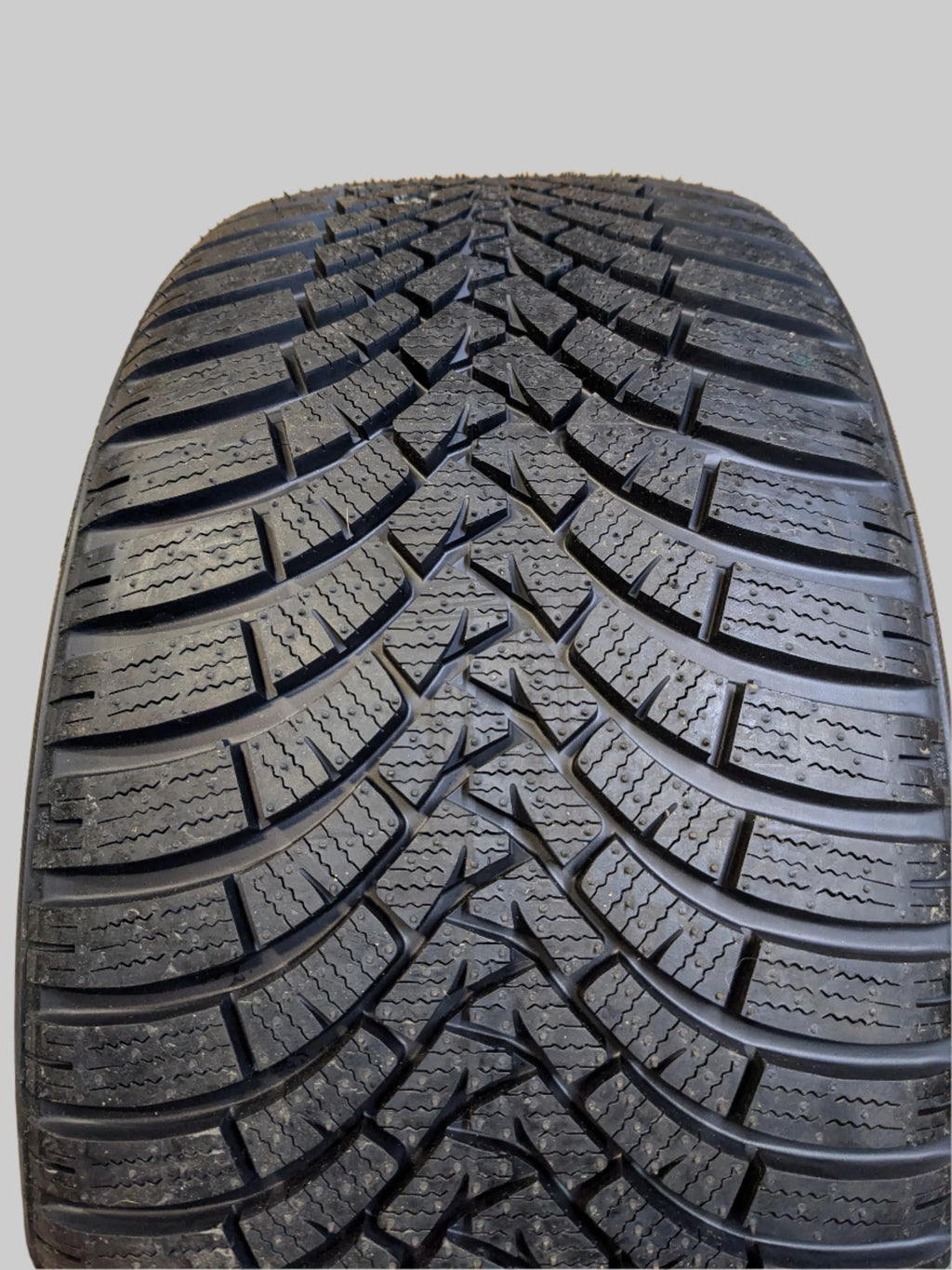 FALKEN EUROWINTER HS01 P 255 35 20 97W XL SNOW WINTER TIRE 28523001