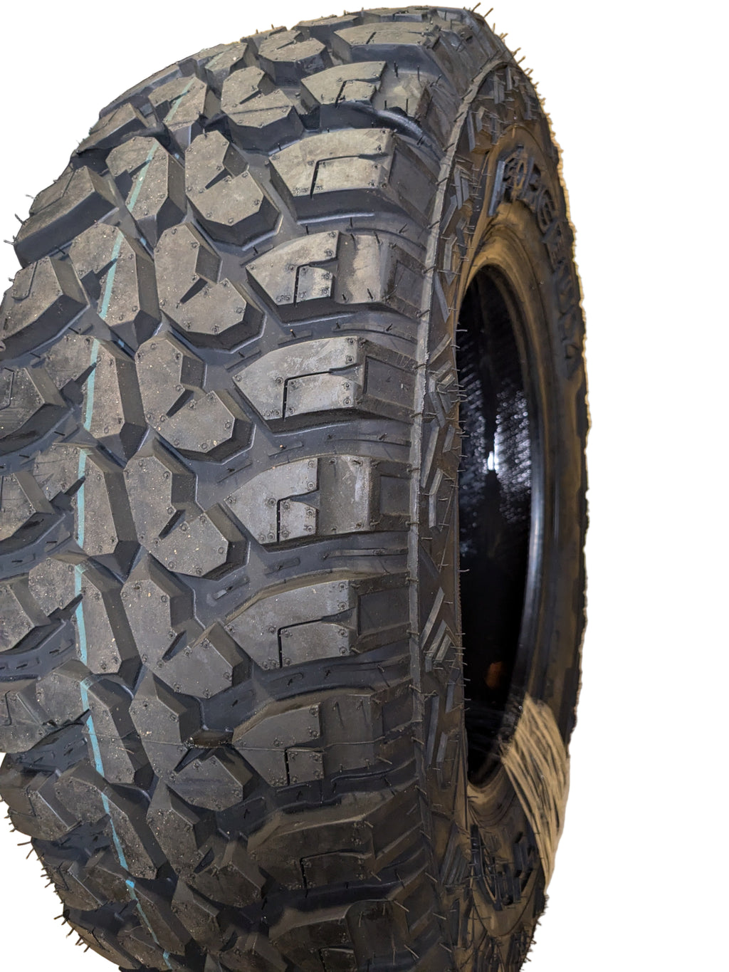 FORCEUM MT-08 PLUS BSW LT 265 70 17 121/118P 10PLY MUD TERRAIN TIRE 1200034994