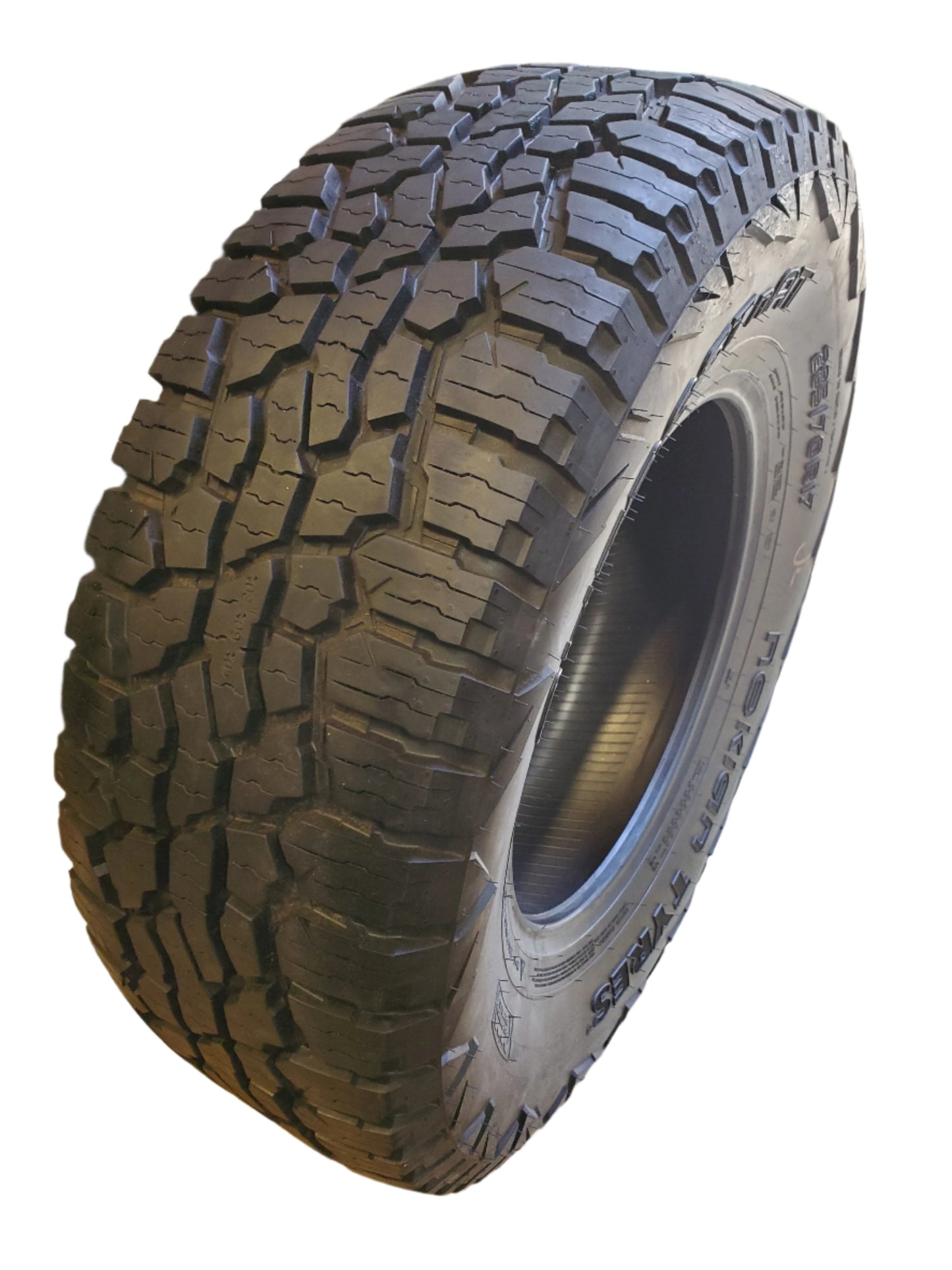 USED 13/32” NOKIAN OUTPOST NAT BSW P 285 70 17 116T ALL TERRAIN TIRE T432854