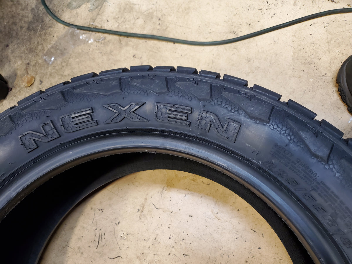NEXEN  ROADIAN ATX BSW P 225 55 18 98V ALL TERRAIN TIRE 1049NXK