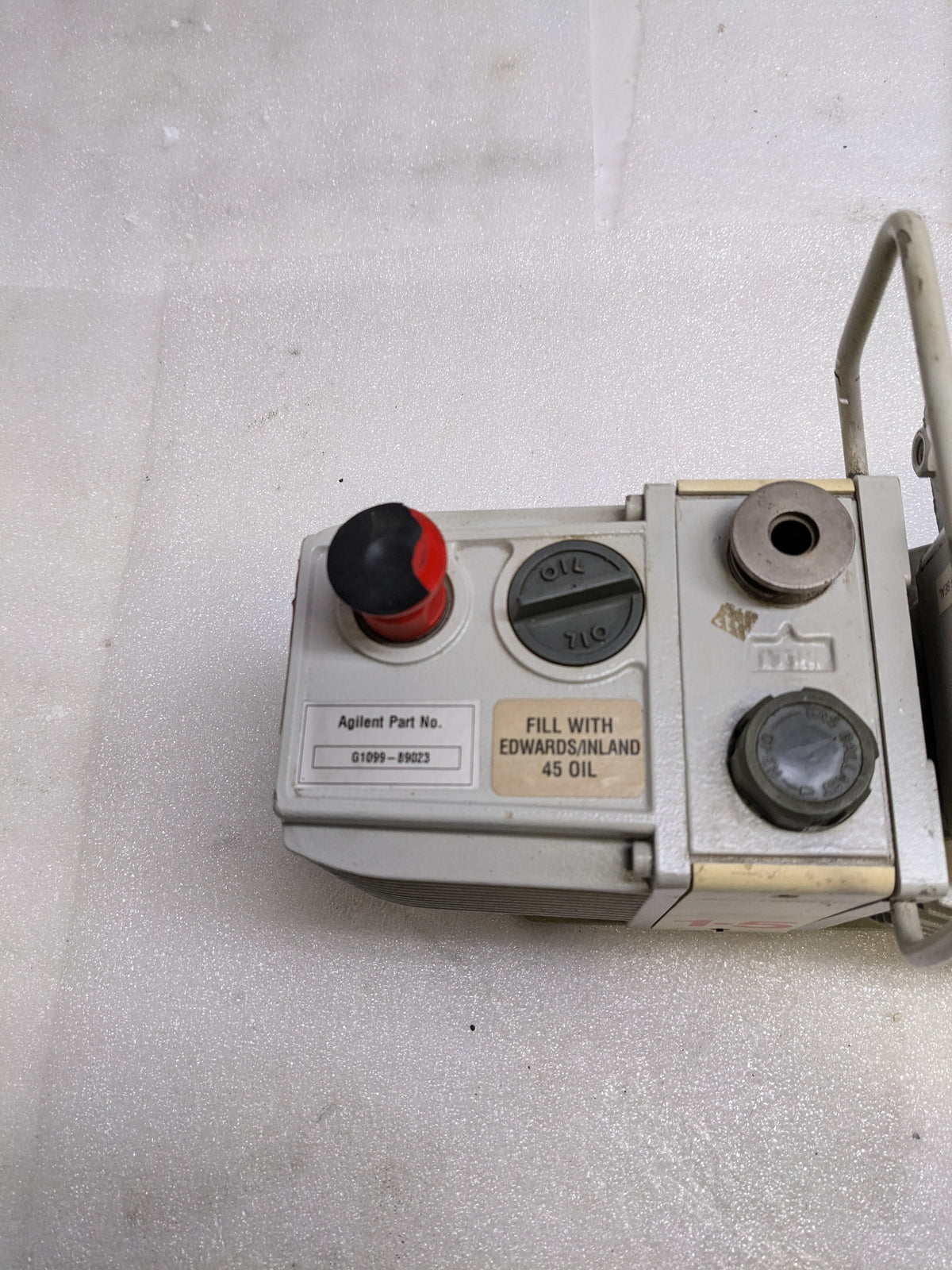 EDWARDS G1099-89023 ROTARY VANE VACCUM PUMP 115V USED B2