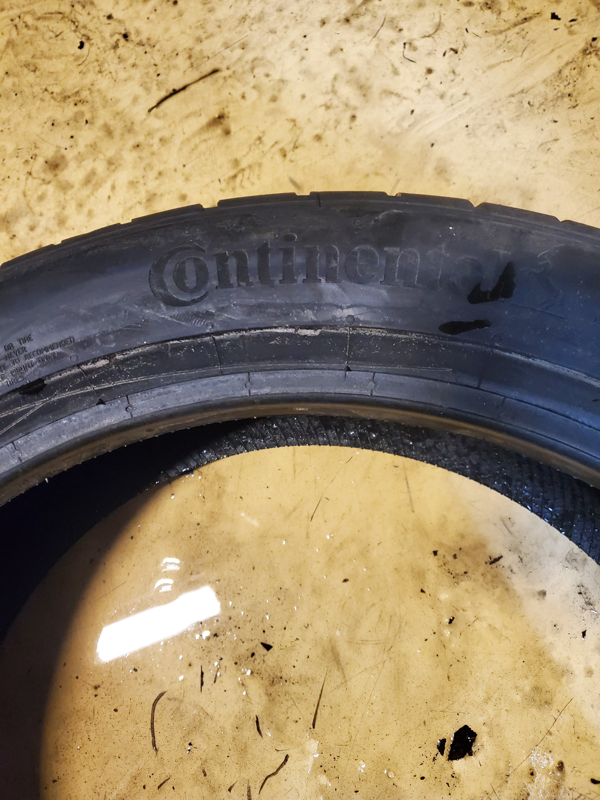 CONTINENTAL EXTREMECONTACT DWS06 PLUS P 215 45 18 93Y XL UHP TIRE 15572690000