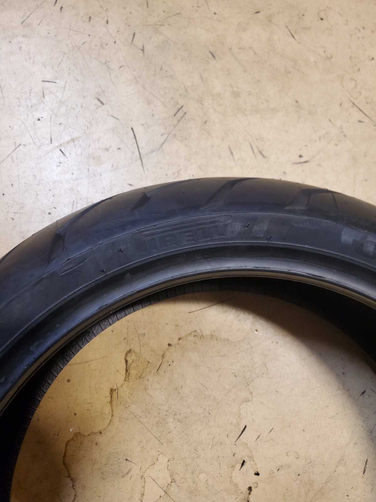 PIRELLI ANGEL GT BSW  190 50 17 73W REAR MOTORCYCLE TIRE 2321300