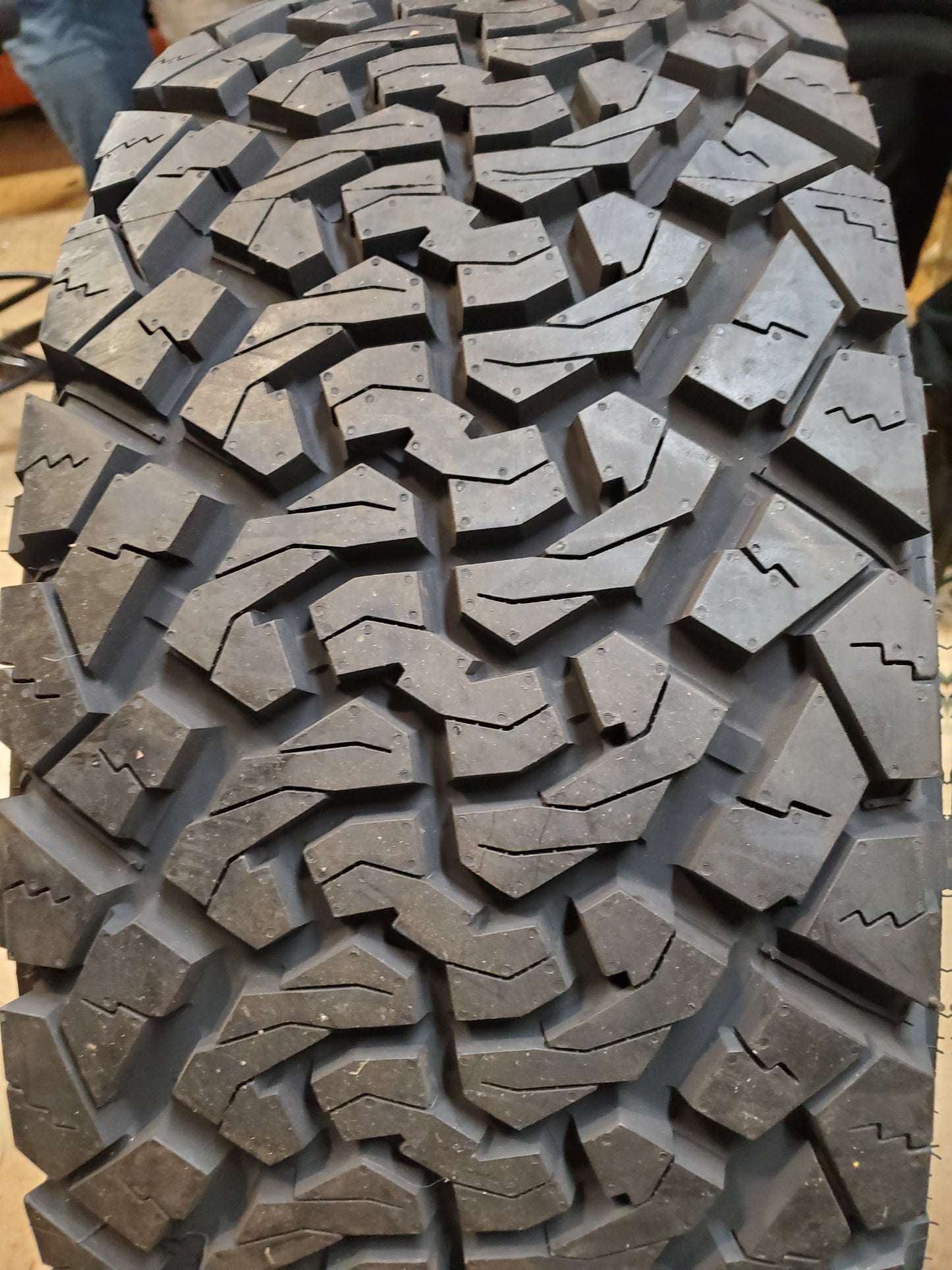 2 VENOM POWER TERRA HUNTER X/T BSW LT 35 12.5 20 125R  12PLY RUGGED TERRAIN TIRE TVPXT09