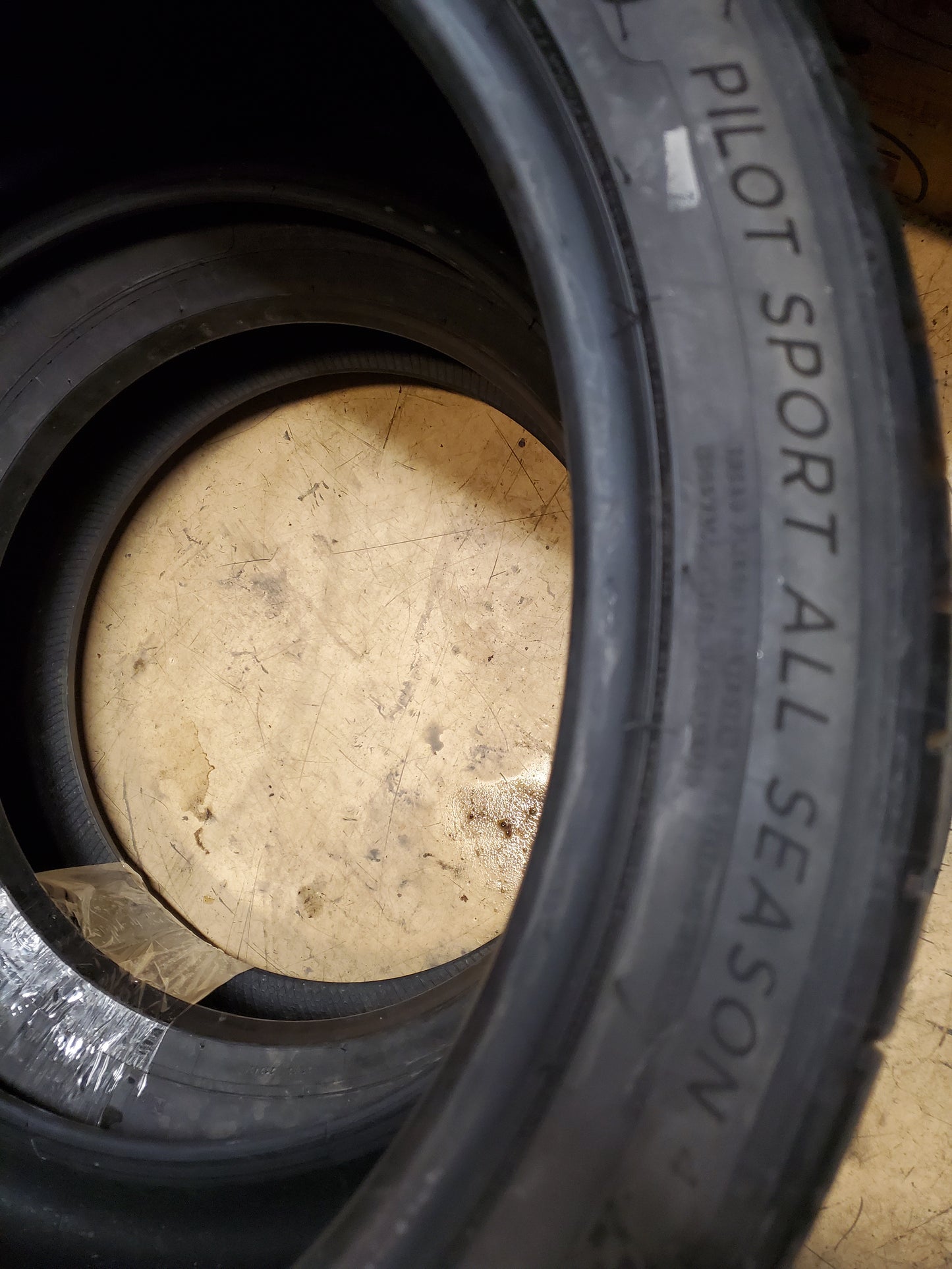 2 MICHELIN SPORT ALL SEASON 4 BSW P 275 35 20 102Y XL ALL SEASON TIRE 27448
