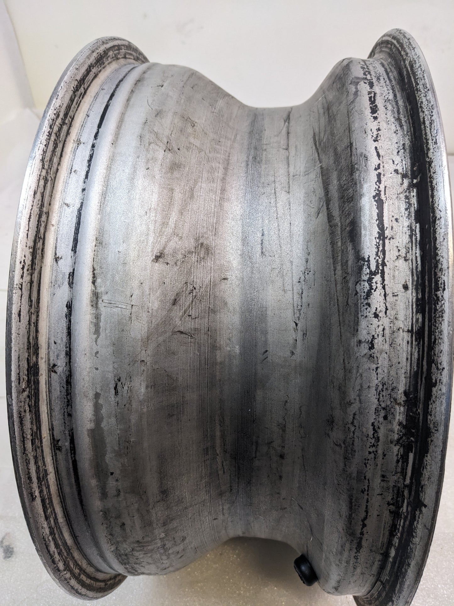 FUCHSFELGE 16X6 16X7 SET OF FOUR WHEELS FOR PORSCHE 991 BLACK SATIN CENTER W/ SILVER ANODIZED LIP USED B2