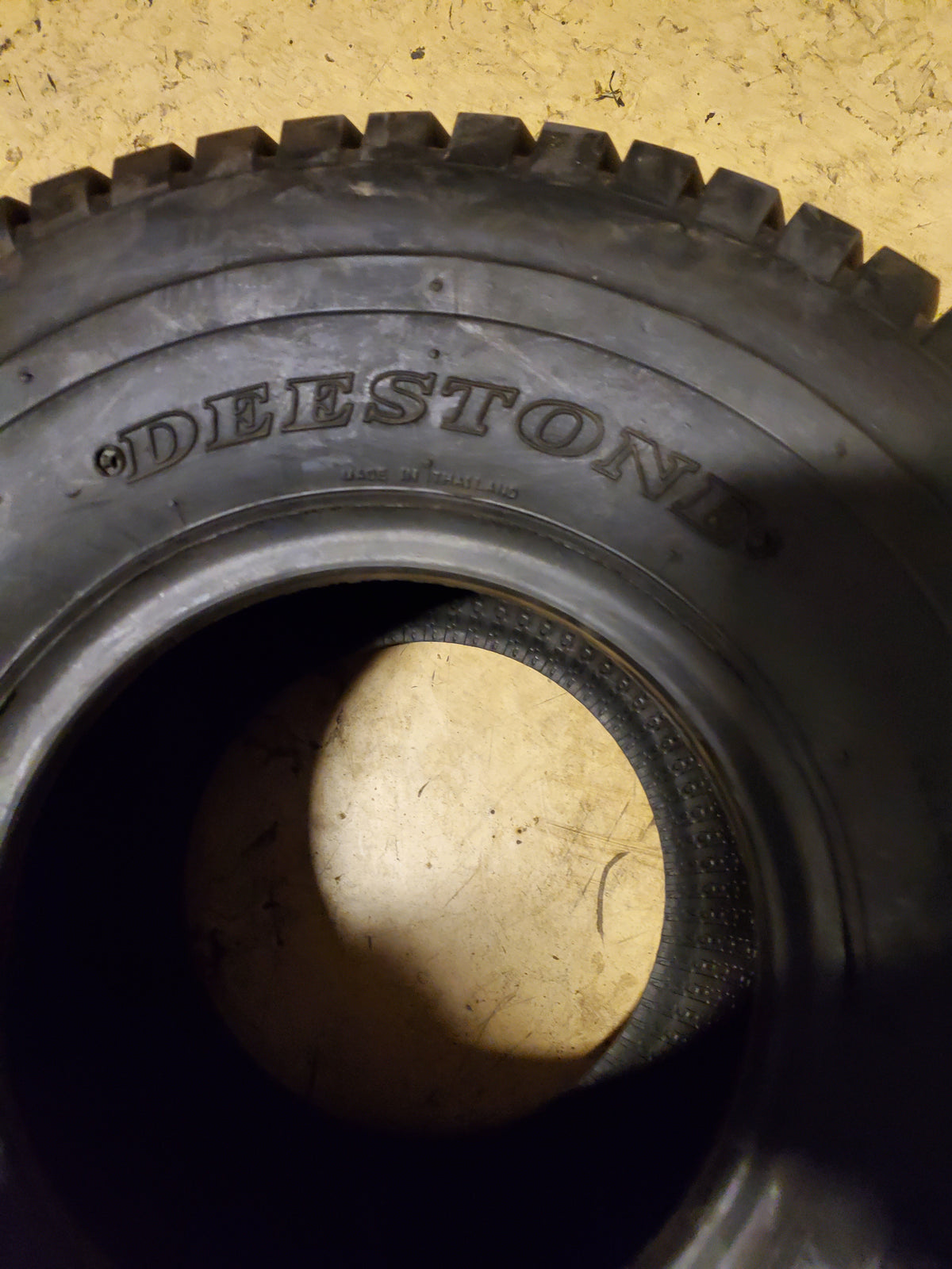 DEESTONE D265 BSW 20 10 8 4PLY LAWN TIRE DS7043