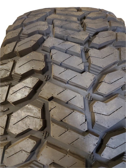 RADAR RENEGADE R/T BSW LT 35 12.5 22 121Q 12PLY RUGGED TERRAIN TIRE RASYTH0102