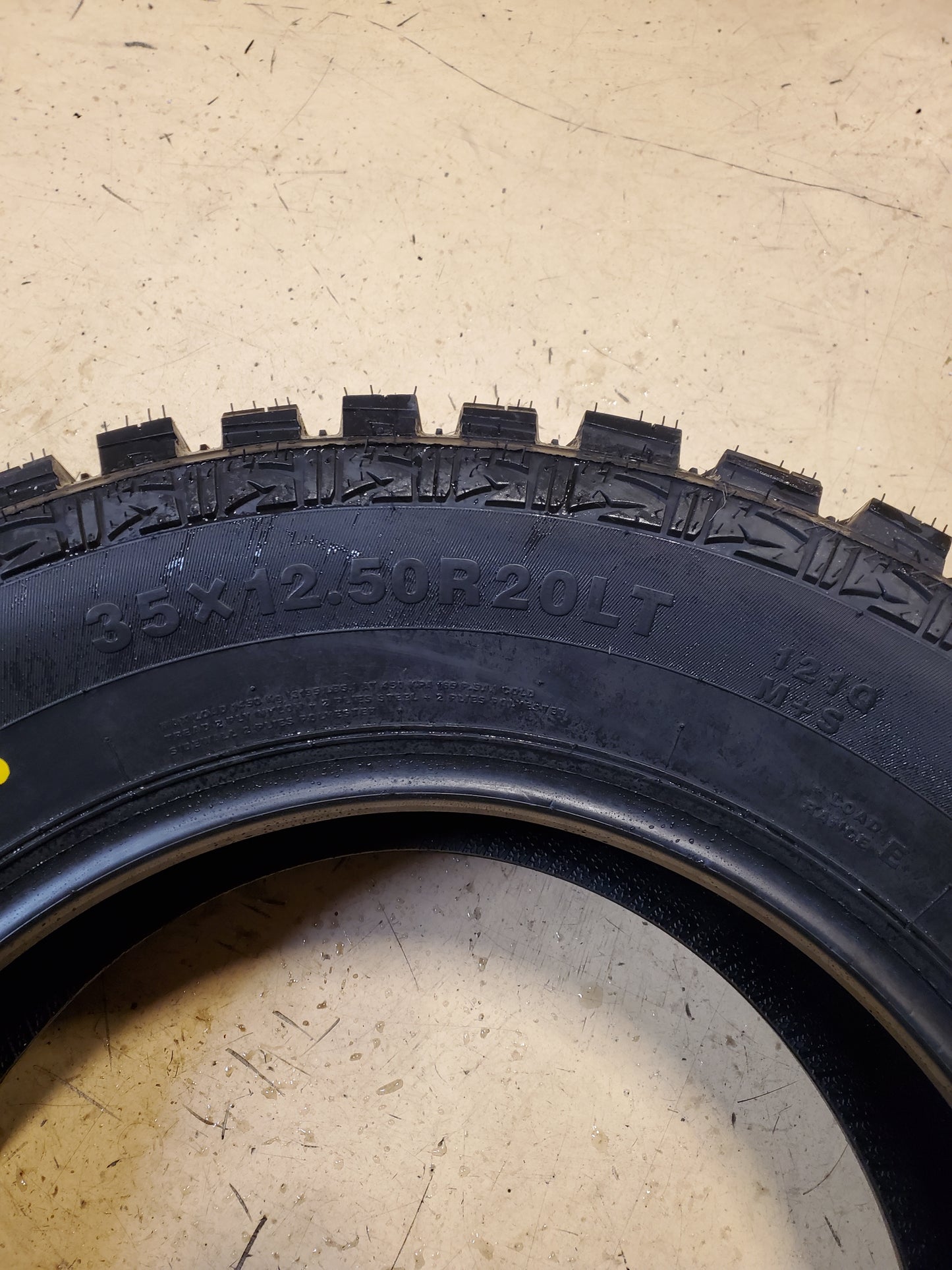 GLADIATOR QR900-M/T BSW LT 35 12.50 20 121Q 10PLY MUD TIRE 1932250352
