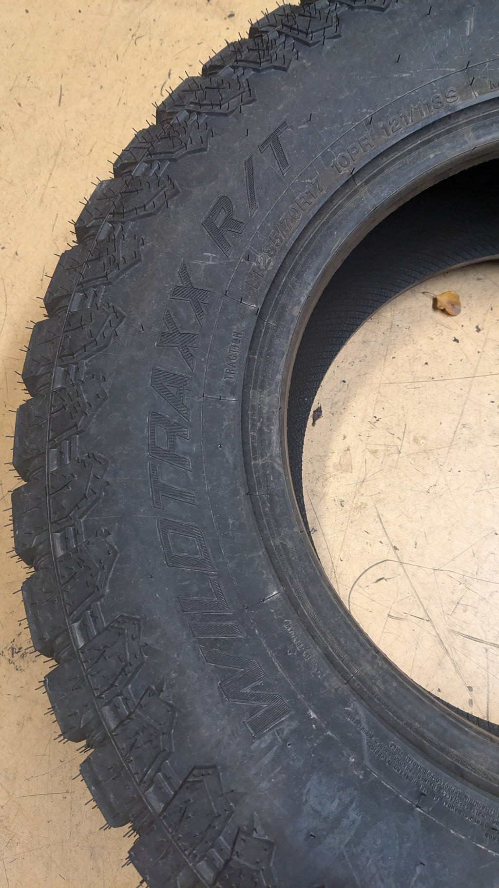 LANDSPIDER WILDTRAX R/T BSW LT 285 70 17 121/118S 10PLY ALL TERRAIN TIRE DAT031