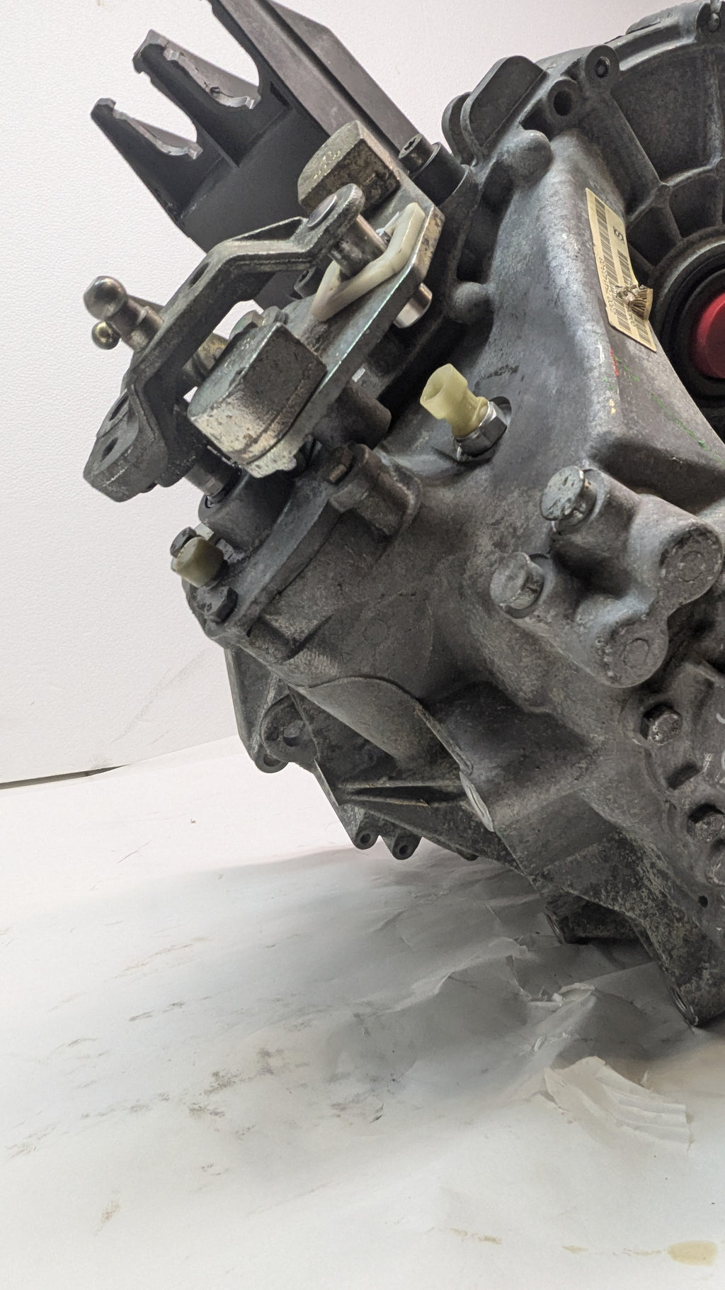 05-08 BMW MINI COOPER MANUAL TRANSMISSION GETRAG 6 SPEED 2850033290