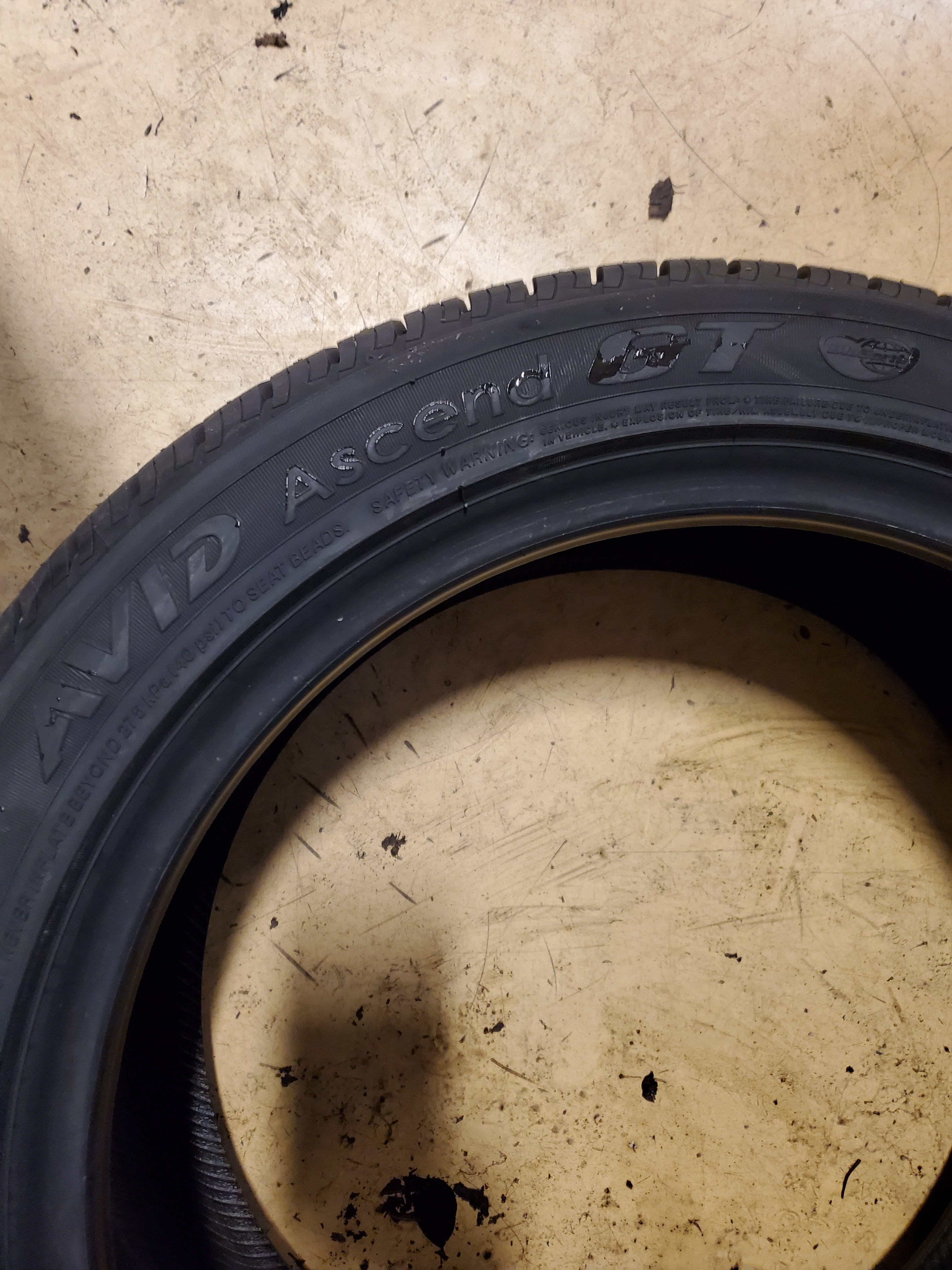2 YOKOHAMA AVID ASCEND GT BSW P 215 50 17 95V XL ALL SEASON TIRE 110132720