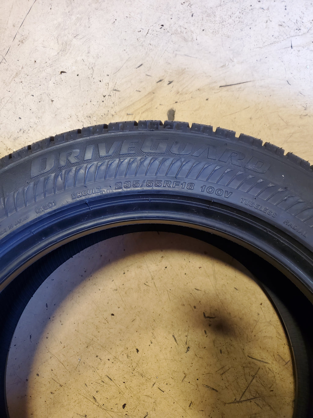 BRIDGESTONE DRIVEGUARD BSW P 235 55 18 100V TOURING TIRE 001222