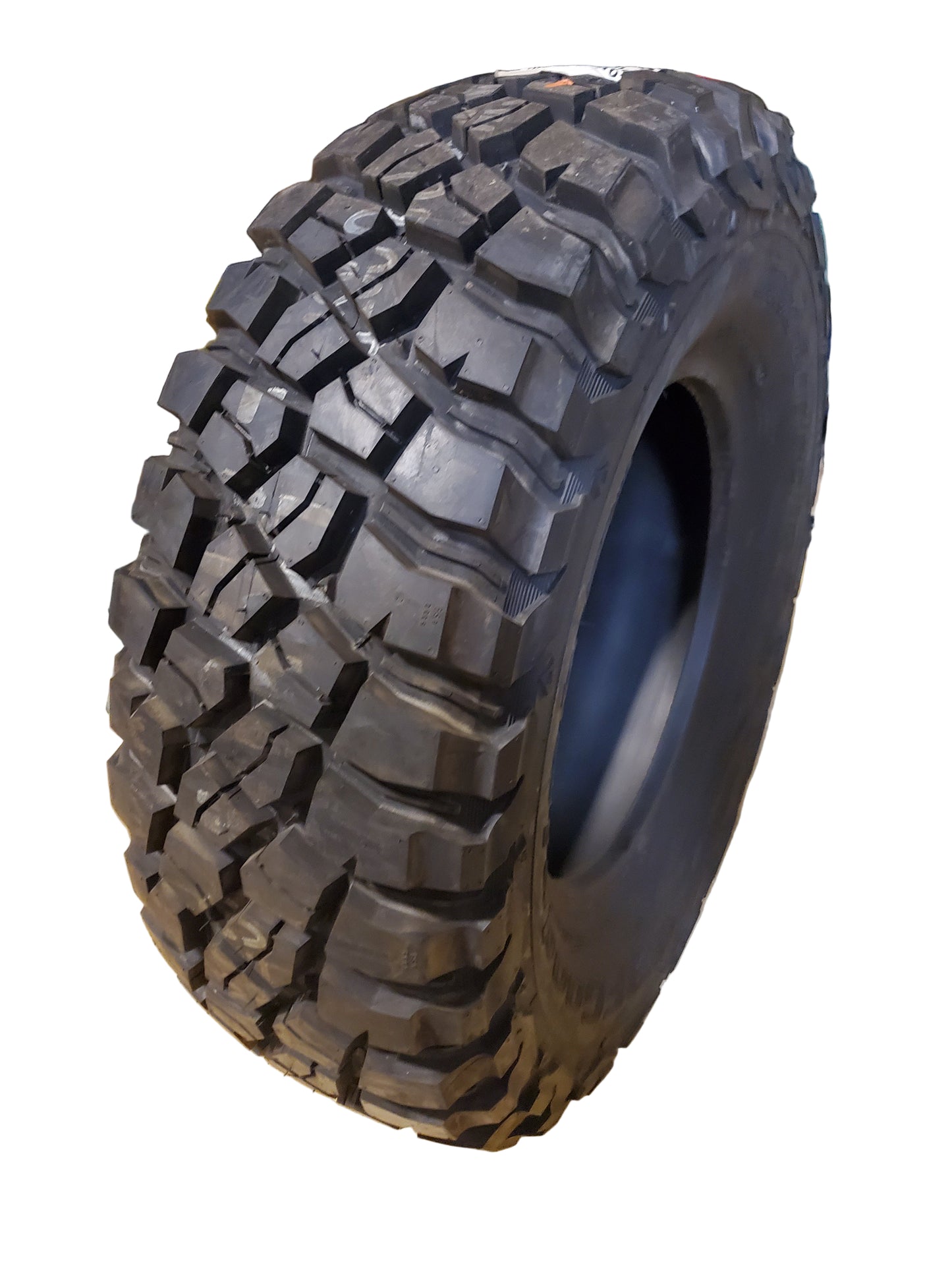 NOS BFGOODRICH MUD TERRAIN T/A KM3 LT 235 75 15 110/107Q 8PLY MUD TIRE 09453