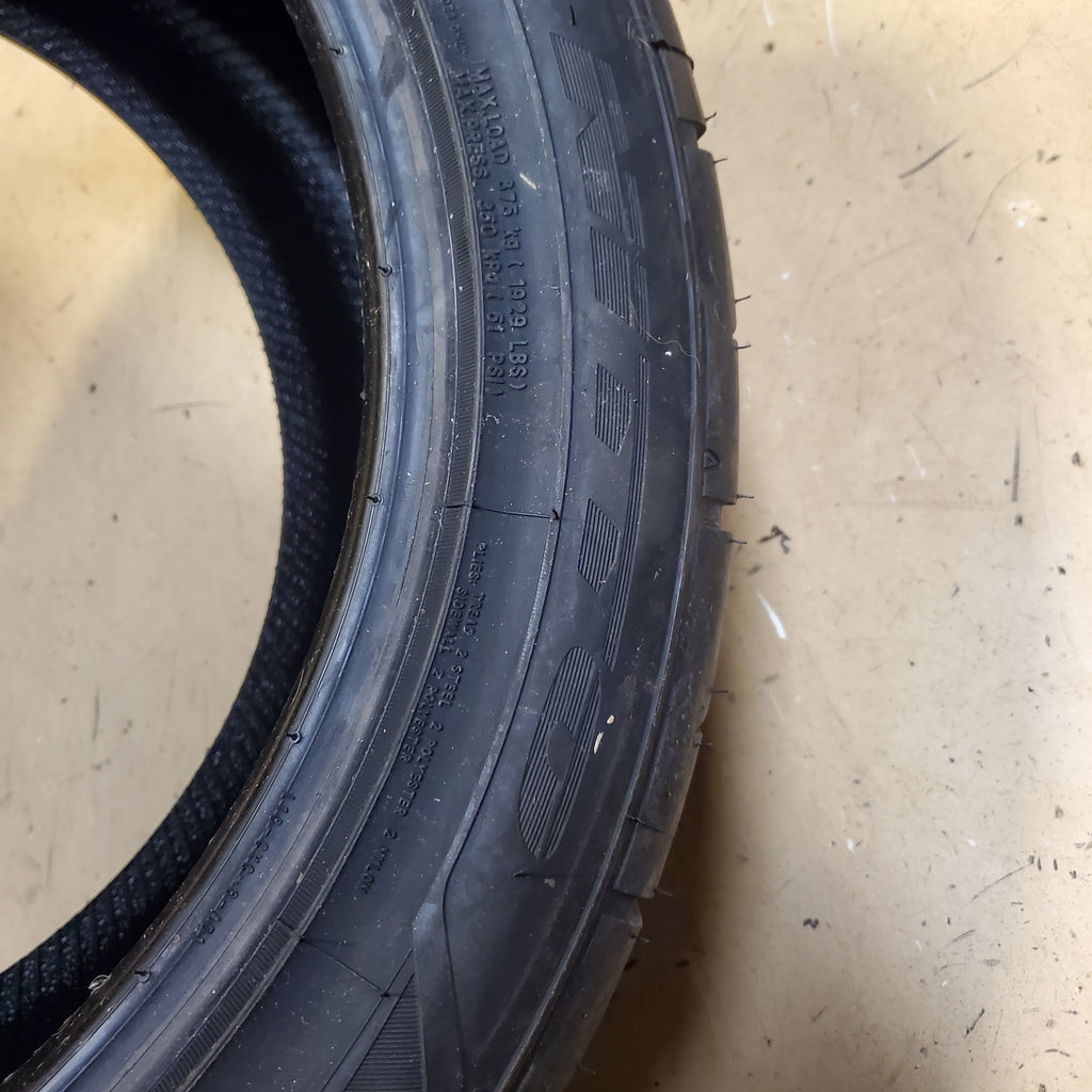 NITTO NT555 G2 BSW P 295 40 18 103W UHP TIRE 211260