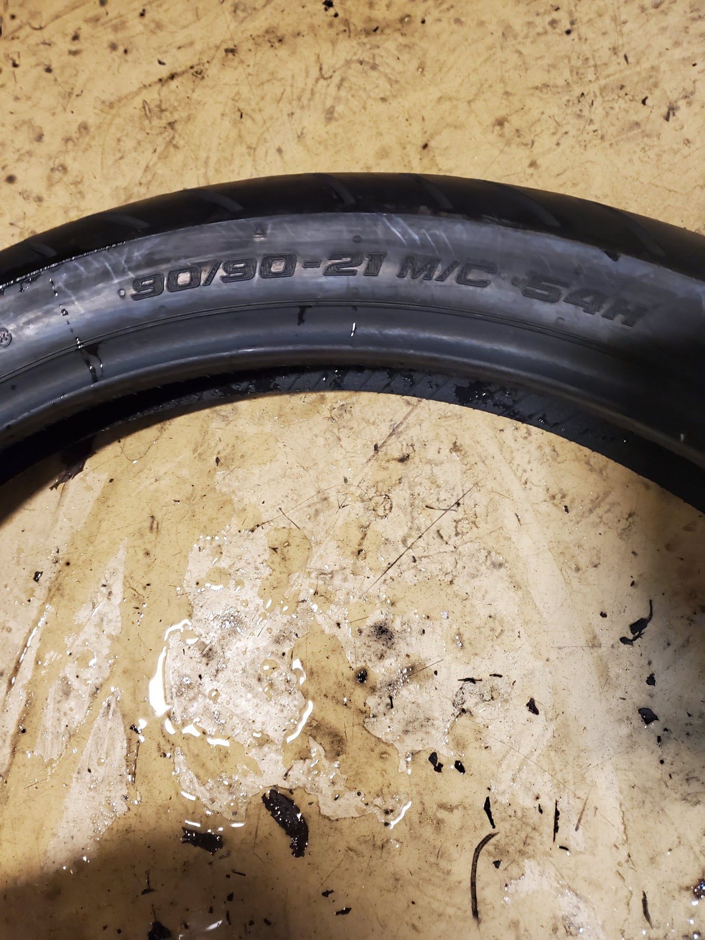 SHINKO SR999 HD LONG HAUL BSW 90 90 21 54H FRONT MOTORCYCLE TIRE 1509310007