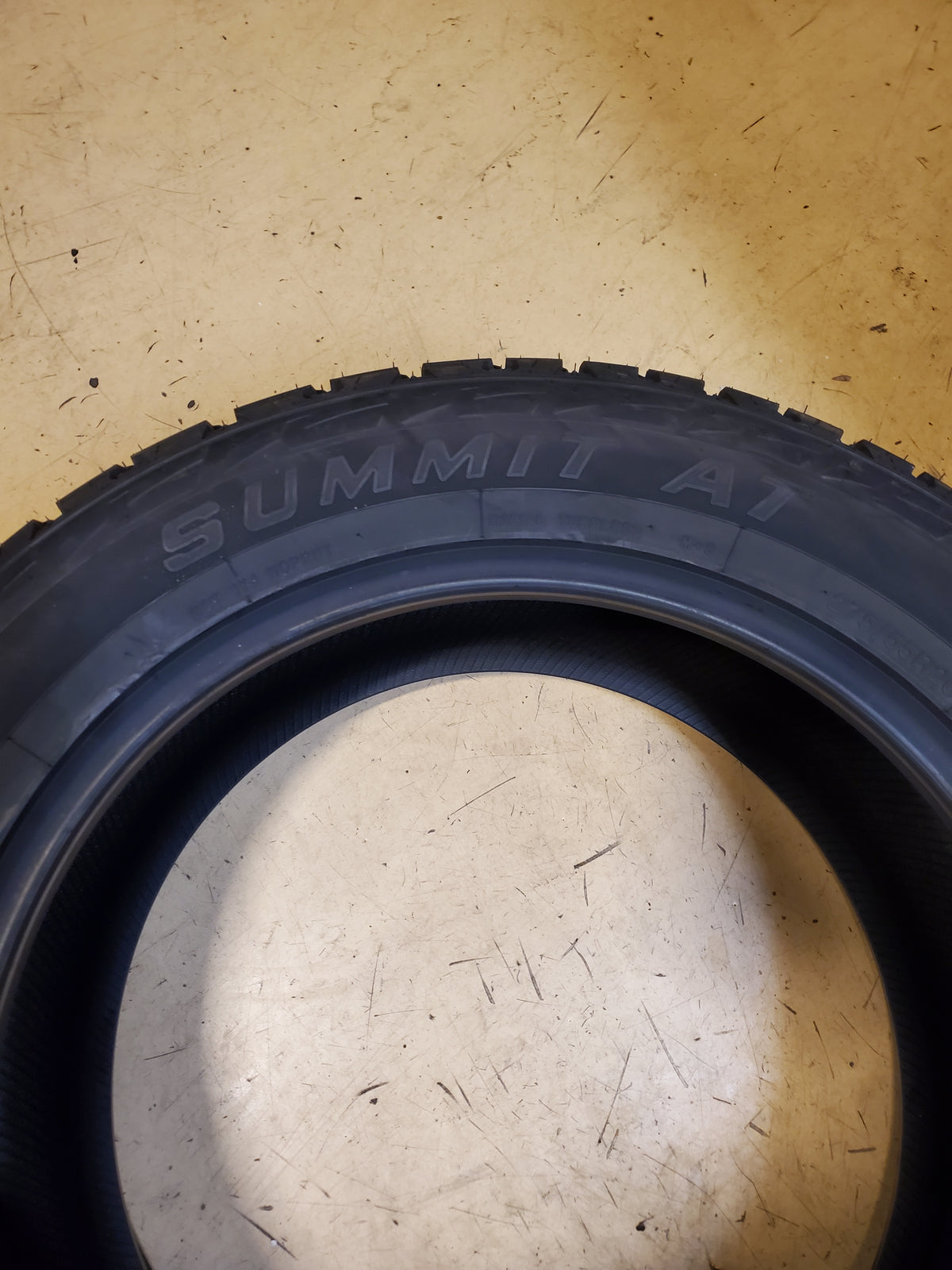 SUMMIT TRAIL CLIMBER AT BSW P 275 55 20 117H XL ALL TERRAIN TIRE 261520