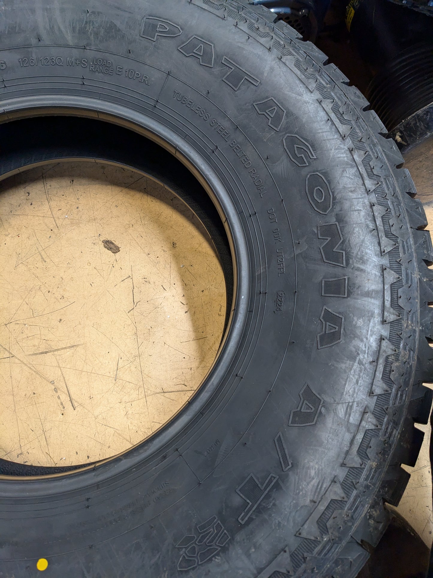MILESTAR PATAGONIA A/T R BSW P 285 75 16 126/123Q E ALL TERRAIN TIRE 22789017