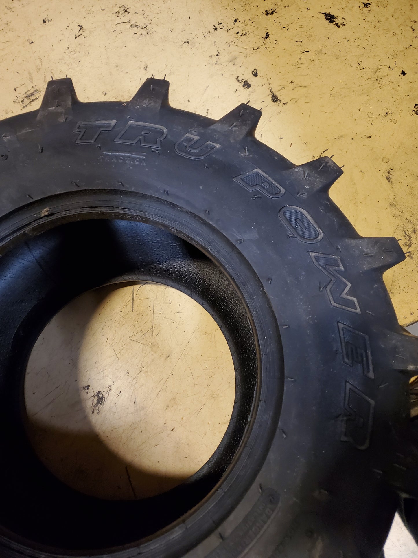 CARLISLE TRU POWER BSW 26 12 12 4PLY LAWN TIRE 523361