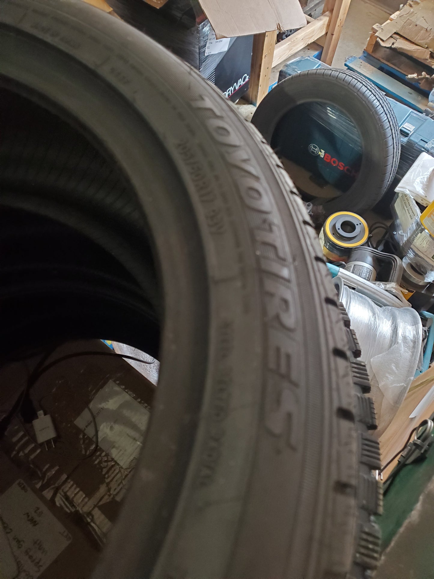 TOYO CELSIUS SPORT BSW P 205 50 17 97V XL ALL SEASON TIRE 127540