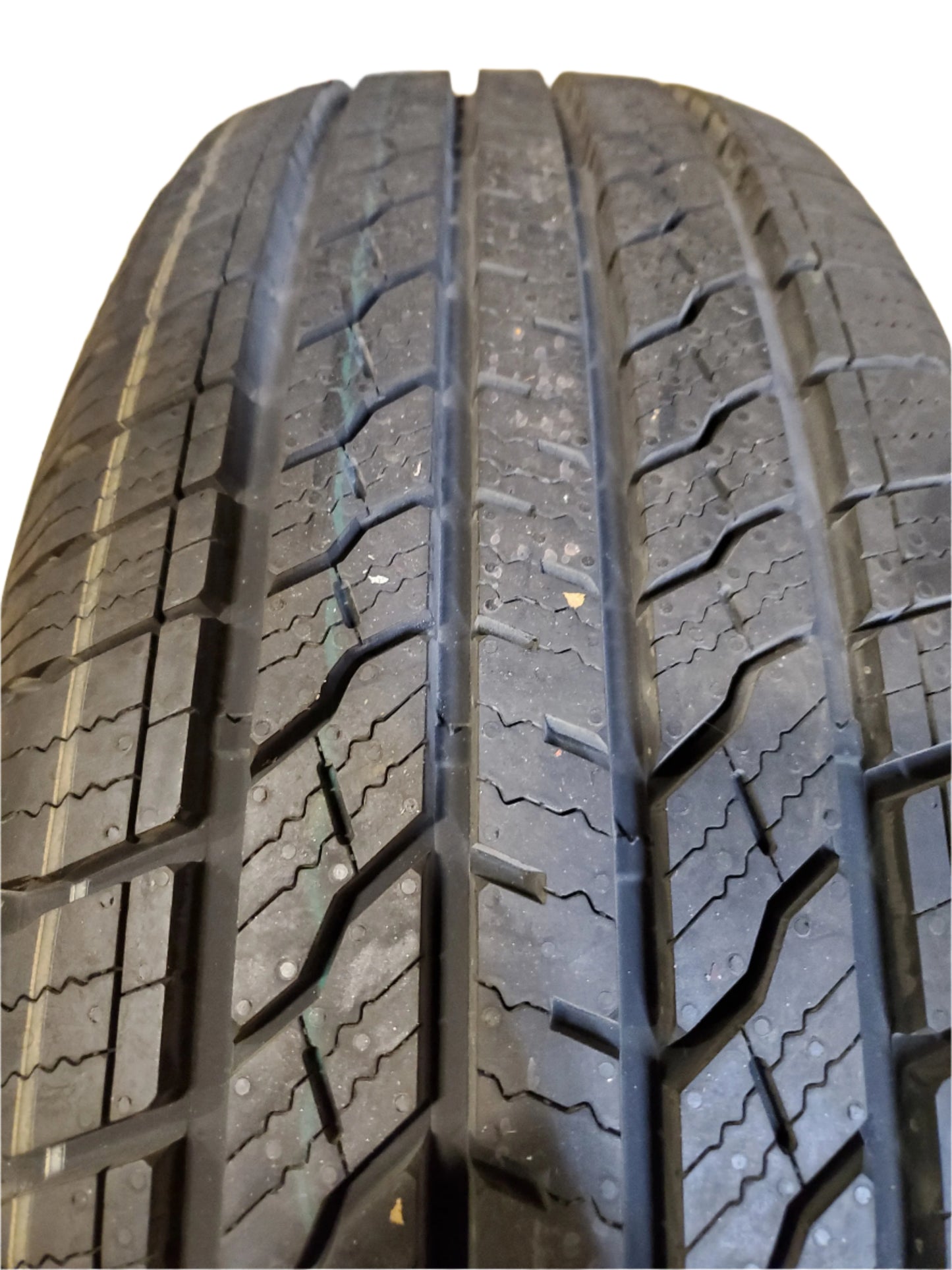 UNIROYAL LAREDO HT BSW P 245 60 20 107H ALL SEASON TIRE 42172