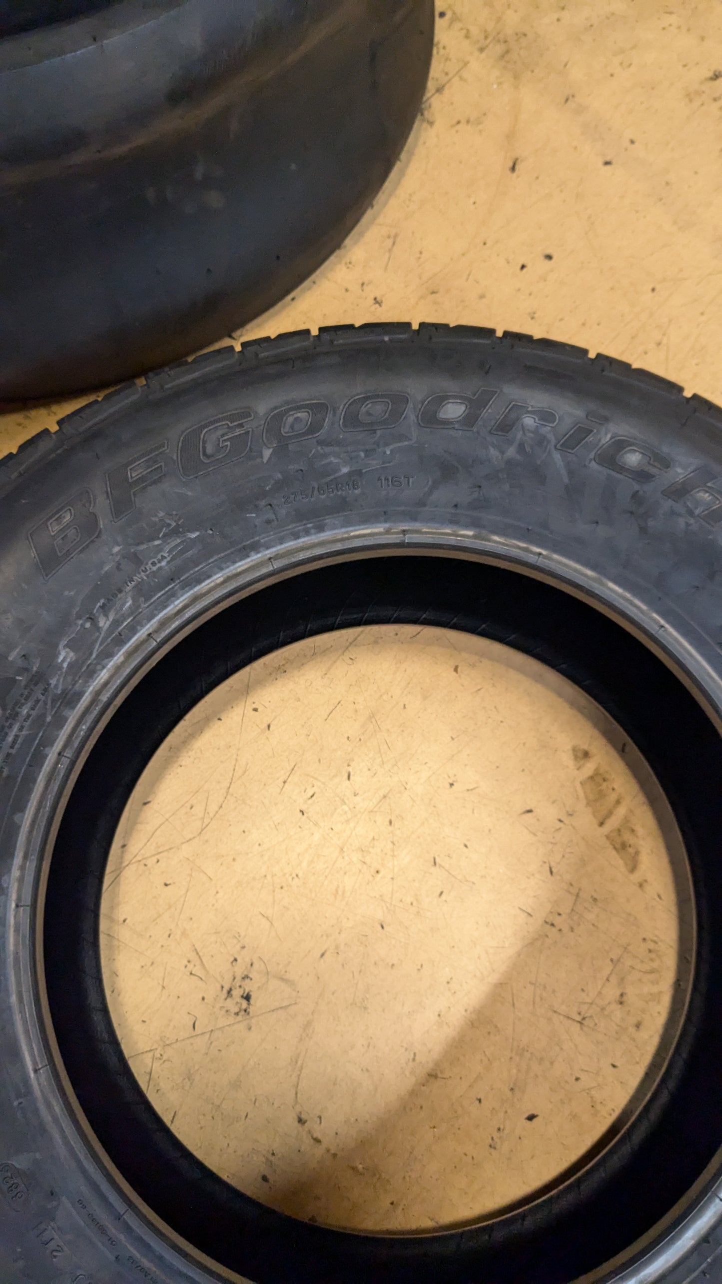 BFGOODRICH ADVANTAGE T/A SPORT LT BSW P 275 65 18 116T  ALL SEASON TIRE 36339