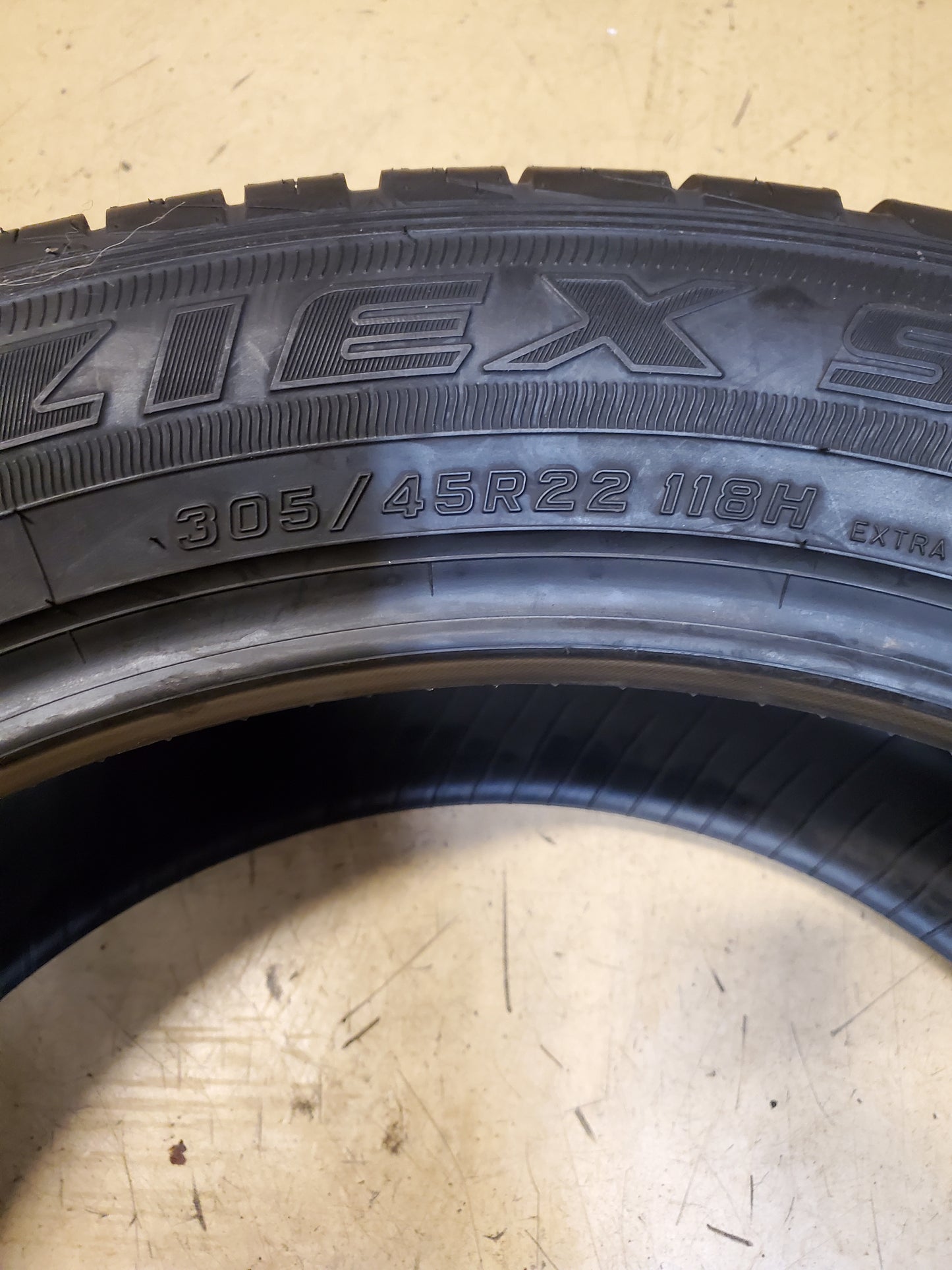 FALKEN ZIEX S/TZ-05 BSW P 305 45 22 118H XL ALL SEASON TIRE 28051215