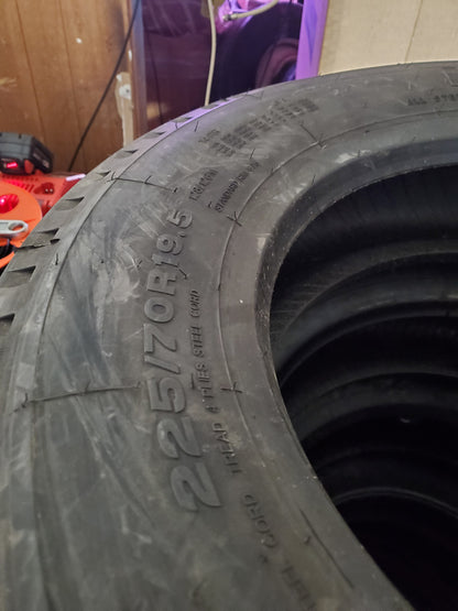 LANCASTER LB100 BSW LT 225 70 19.5 128/126M 14PLY COMMERCIAL TIRE LAN0029