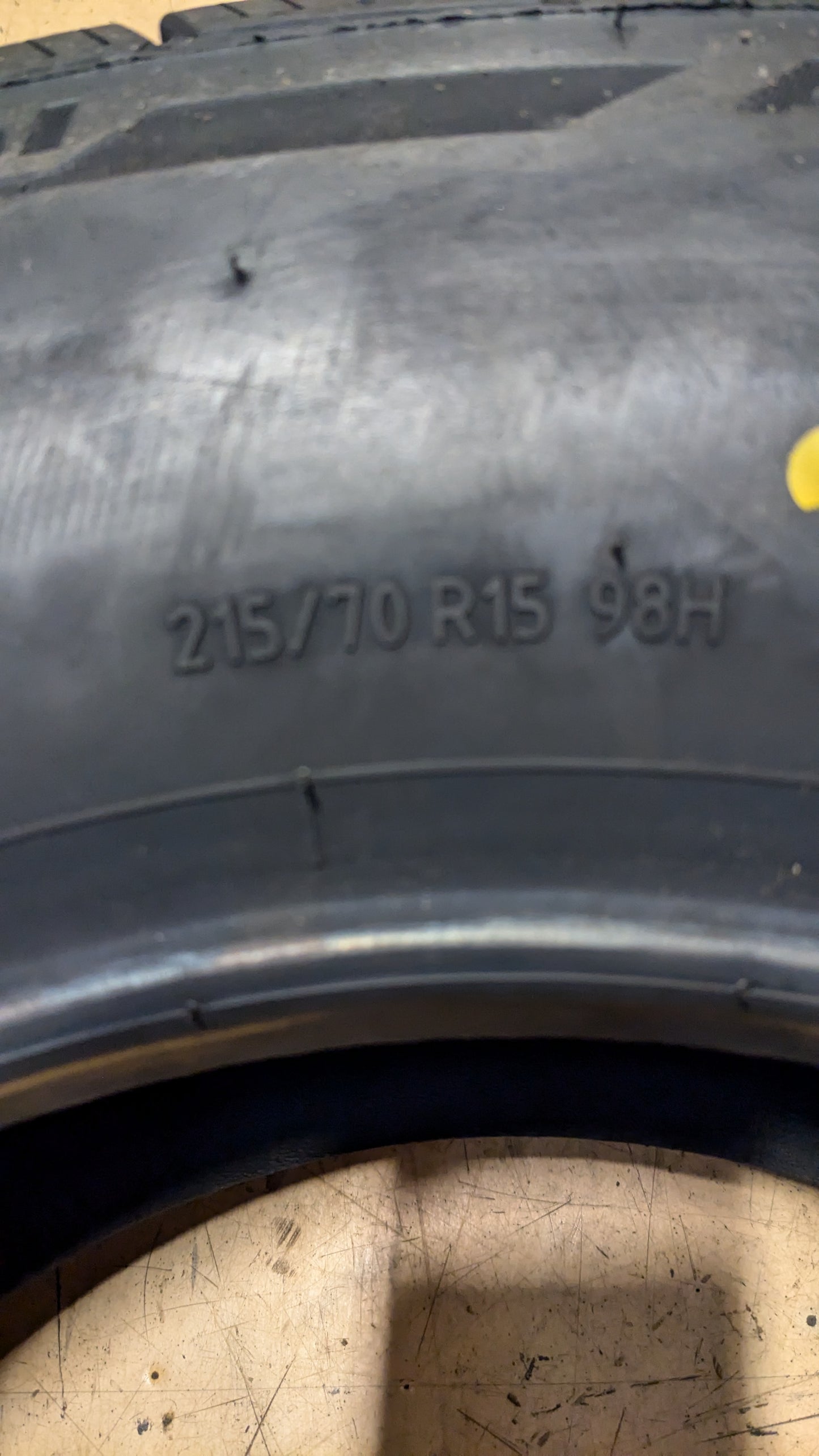 BFGOODRICH ADVANTAGE CONTROL BSW P 215 70 15 98H ALL SEASON TIRE 939