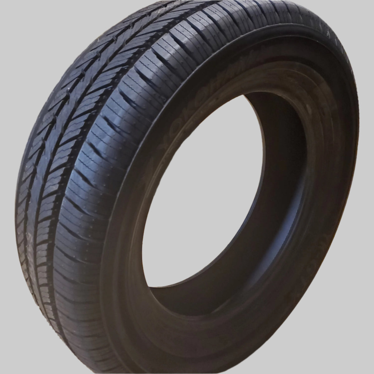 YOKOHAMA YK-GTX P 215 60 16 95V SL ALL SEASON TIRE 110174110