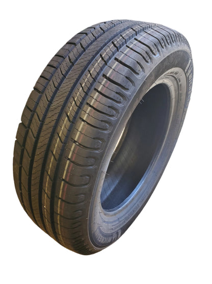 USED 8/32” MICHELIN X TOUR A/S 2 BSW P 215 60 16 95H ALL SEASON TIRE 09028