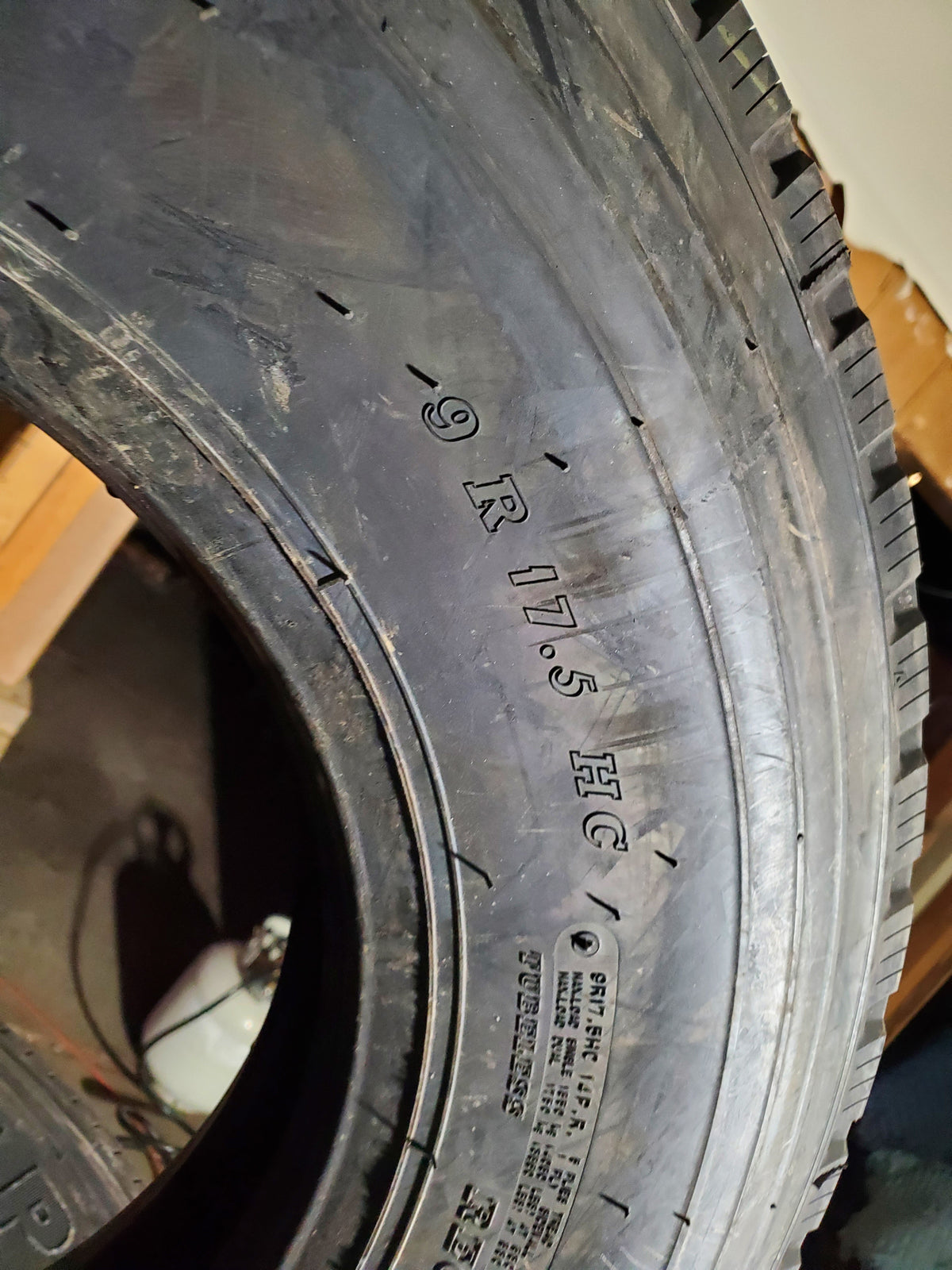 SUMITOMO ST717 BSW LT 9 17.5 126G 14PLY ALL POSITION TIRE 5530438