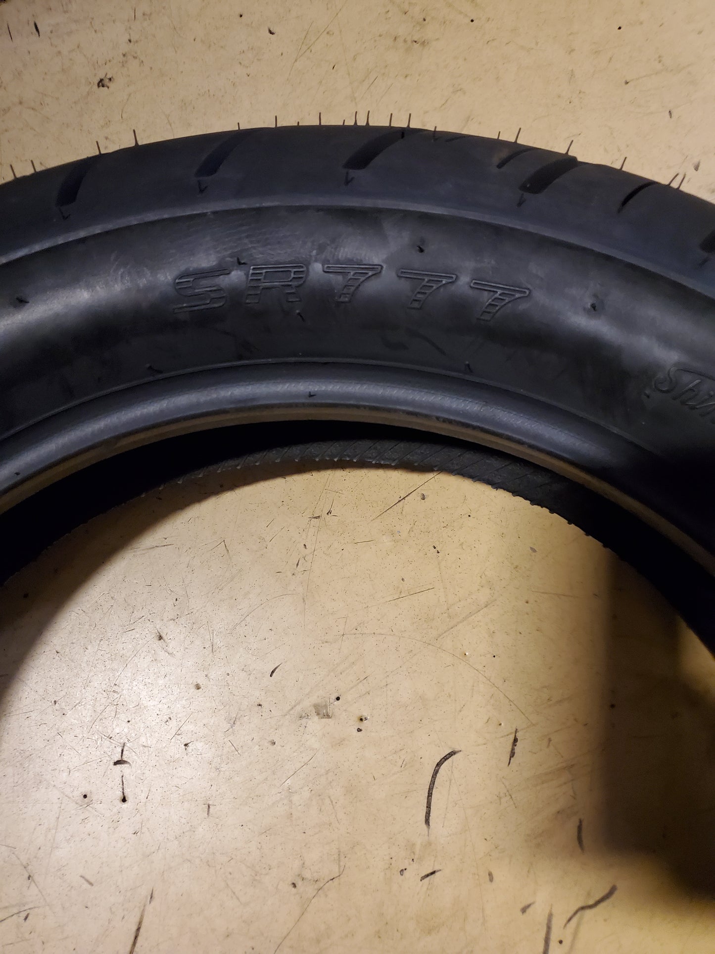 SHINKO SR777 BSW 170 70 16 75H REAR MOTORCYCLE TIRE 874574