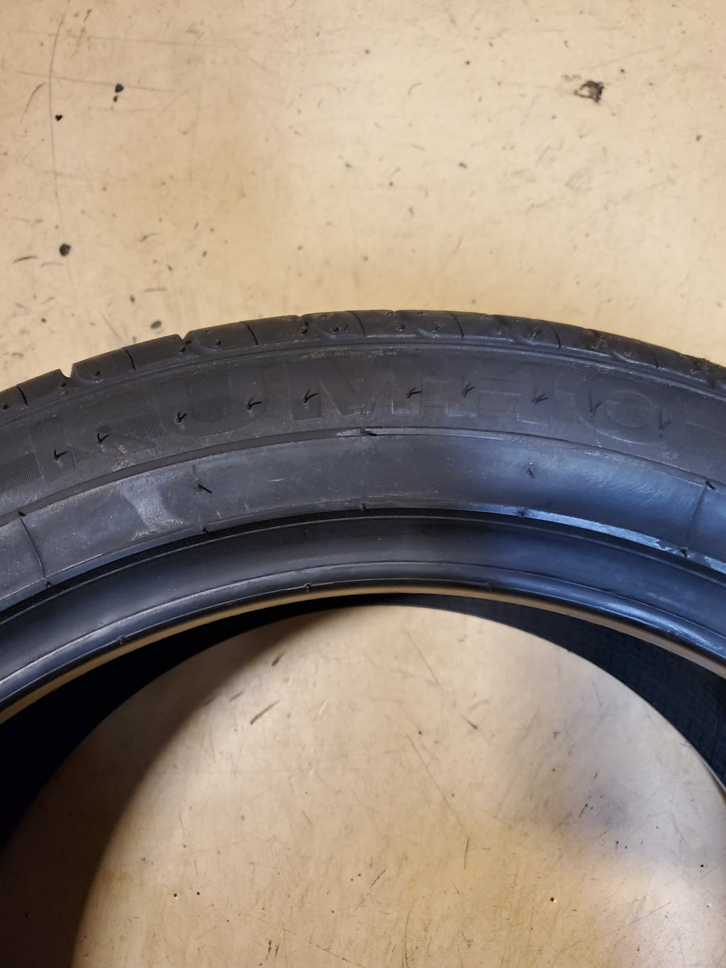 KUMHO ECSTA LX PLATINUM BSW P 245 45 18 100W ALL SEASON TIRE 2107283
