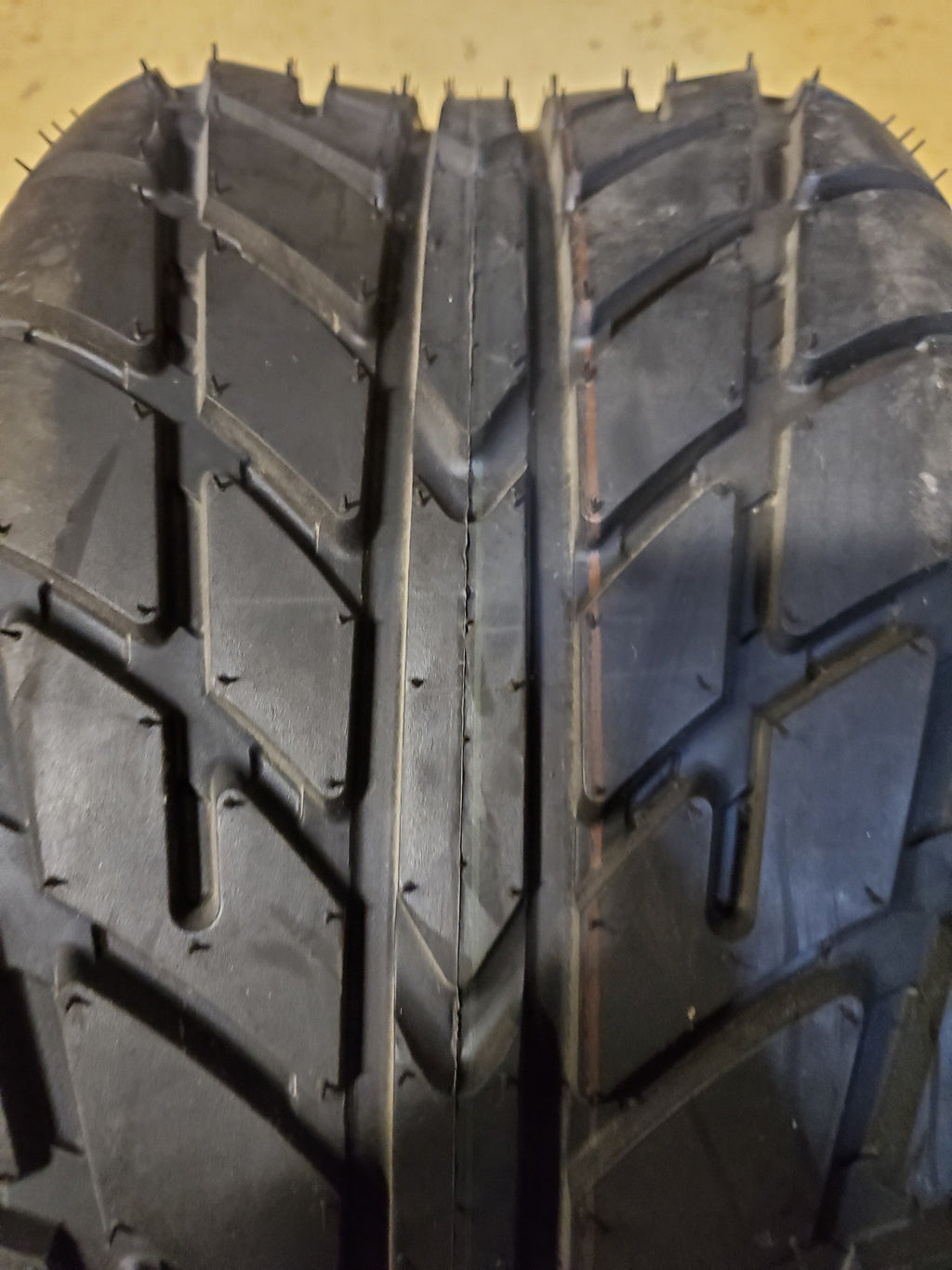 SUNF BSW AT 20 10 9 47J 6PLY ATV/UTV TIRE S20109