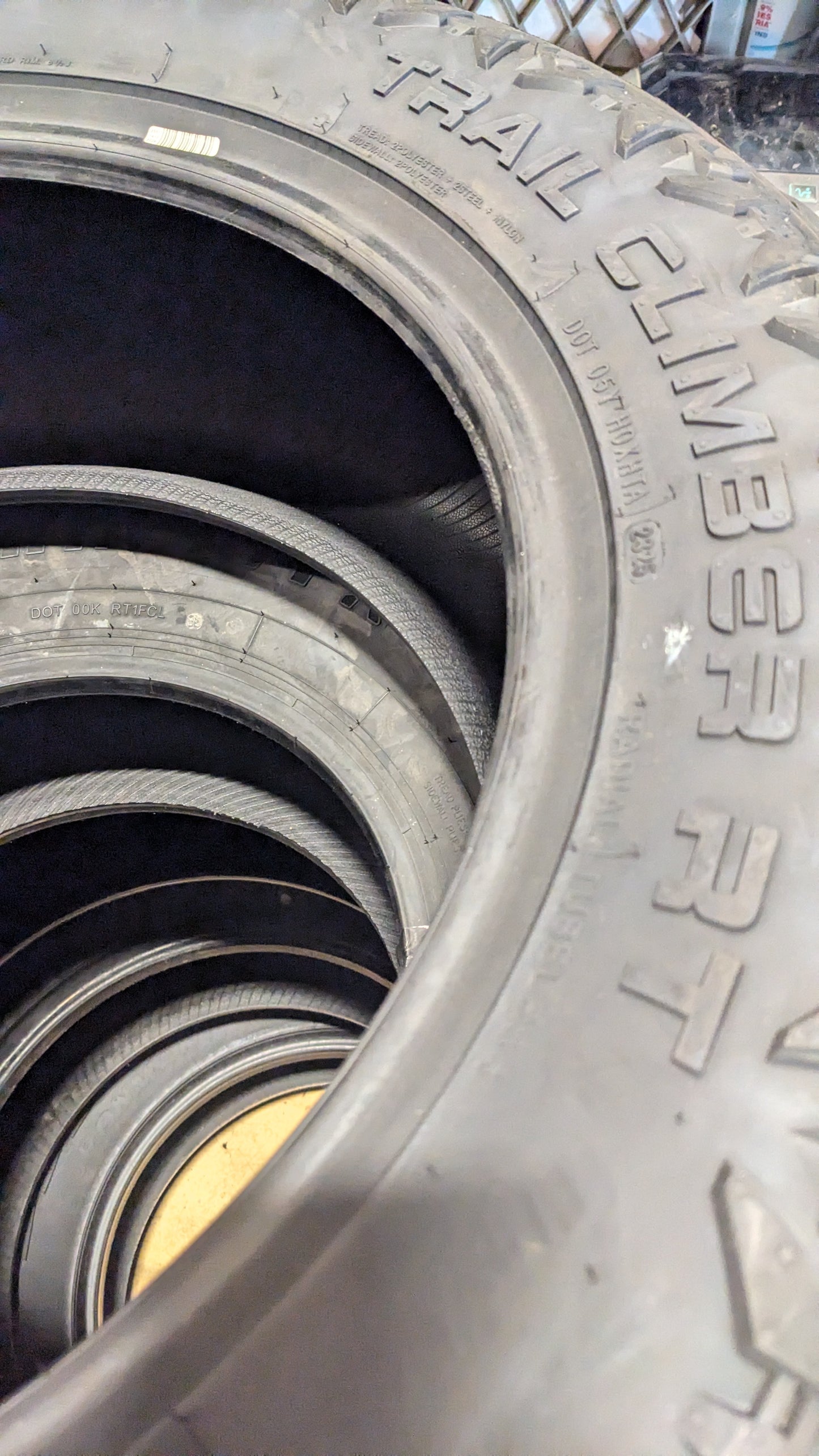 SUMMIT TRAIL CLIMBER RT BSW P 275 55 20 117T XL RUGGED TERRAIN TIRE 1600700